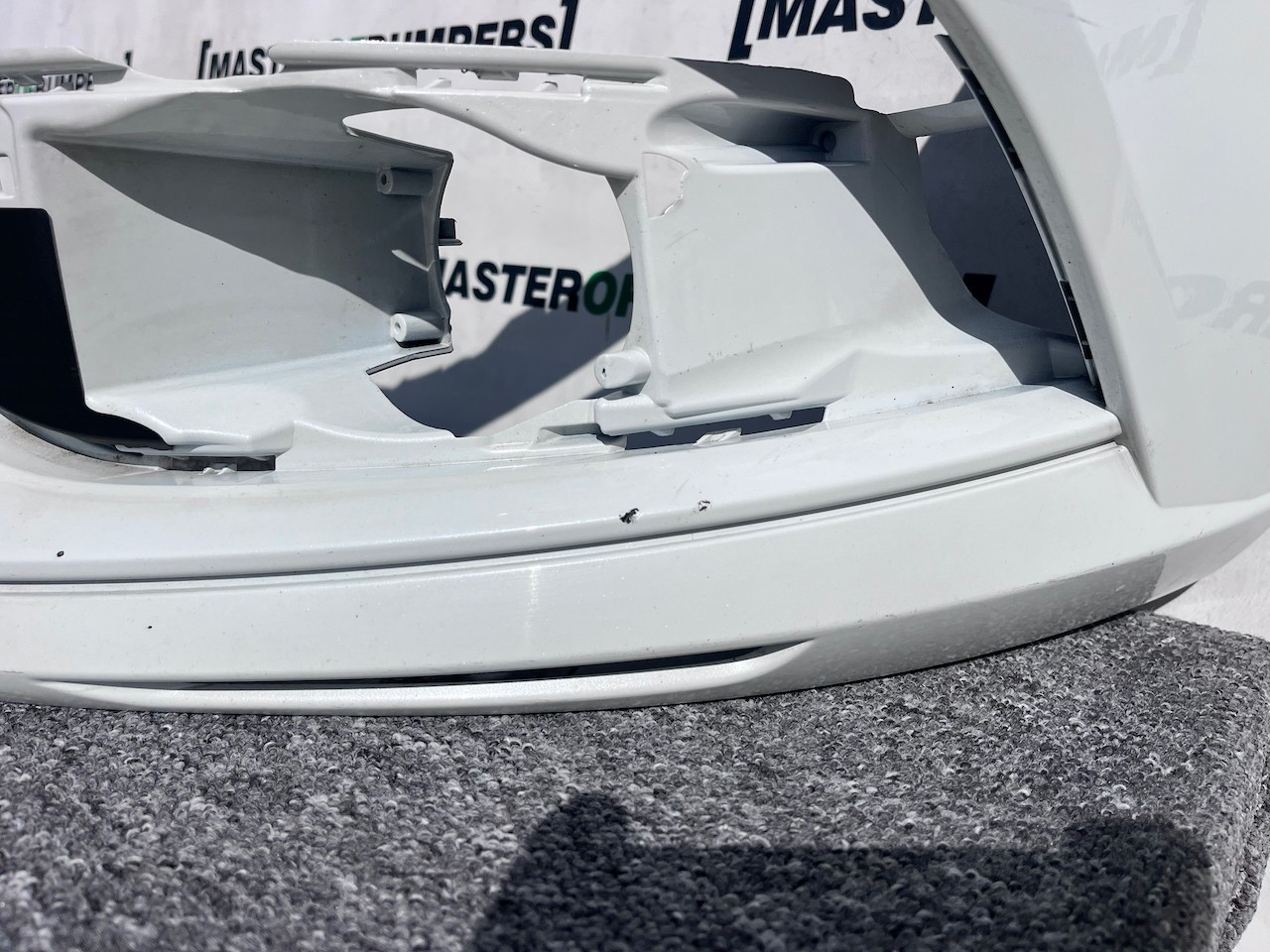 Renault Megane Dynamique Iconic Hatchback 2016-2020 Front Bumper Genuine [r662]