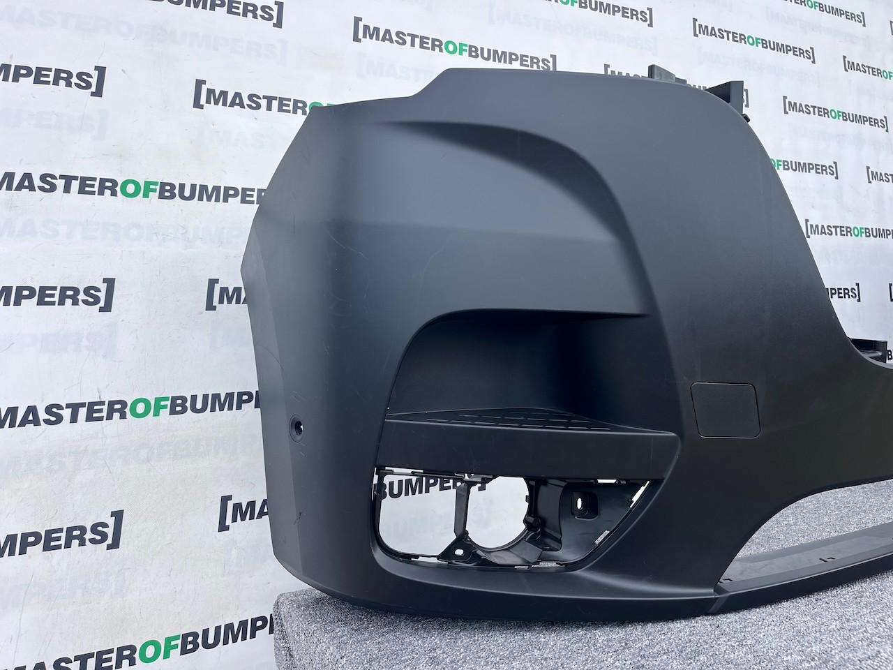 Renault Master Lm35 Van 2019-2024 Front Bumper Textured 6 Pdc Genuine [r664]