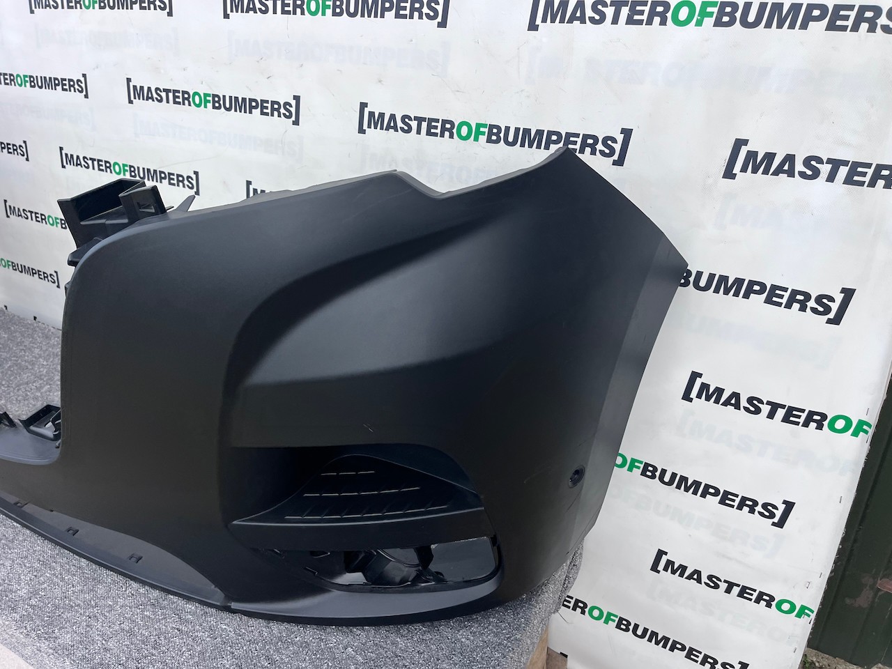Renault Master Lm35 Van 2019-2024 Front Bumper Textured 6 Pdc Genuine [r664]