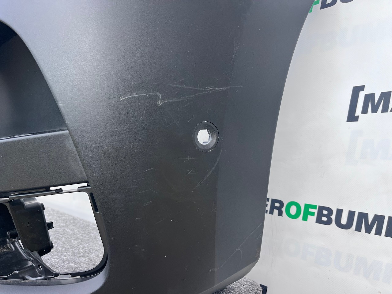 Renault Master Lm35 Van 2019-2024 Front Bumper Textured 6 Pdc Genuine [r664]