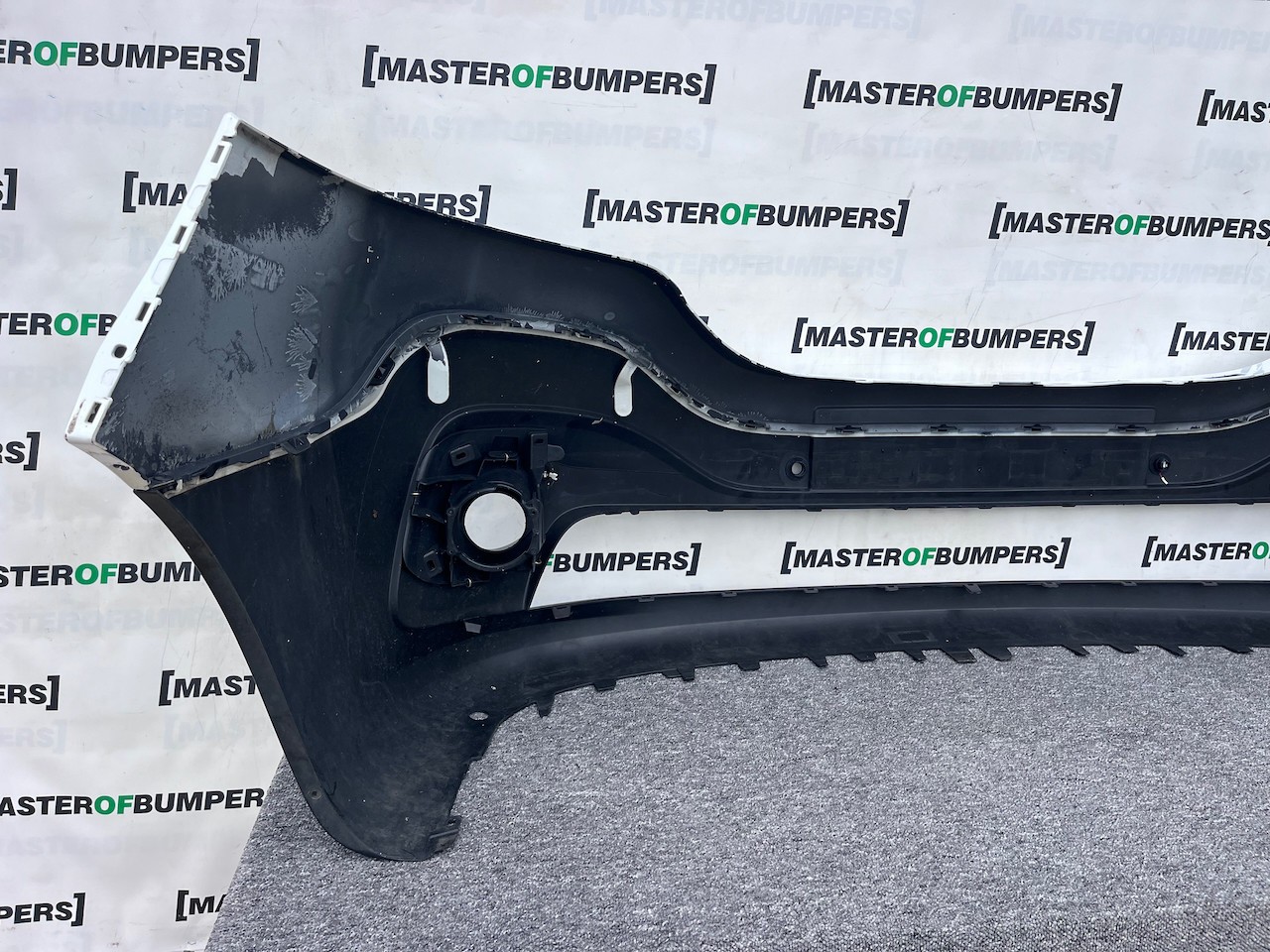 Renault Trafic Se Van Sl27 2015-2020 Front Bumper Pdc Genuine [r665]