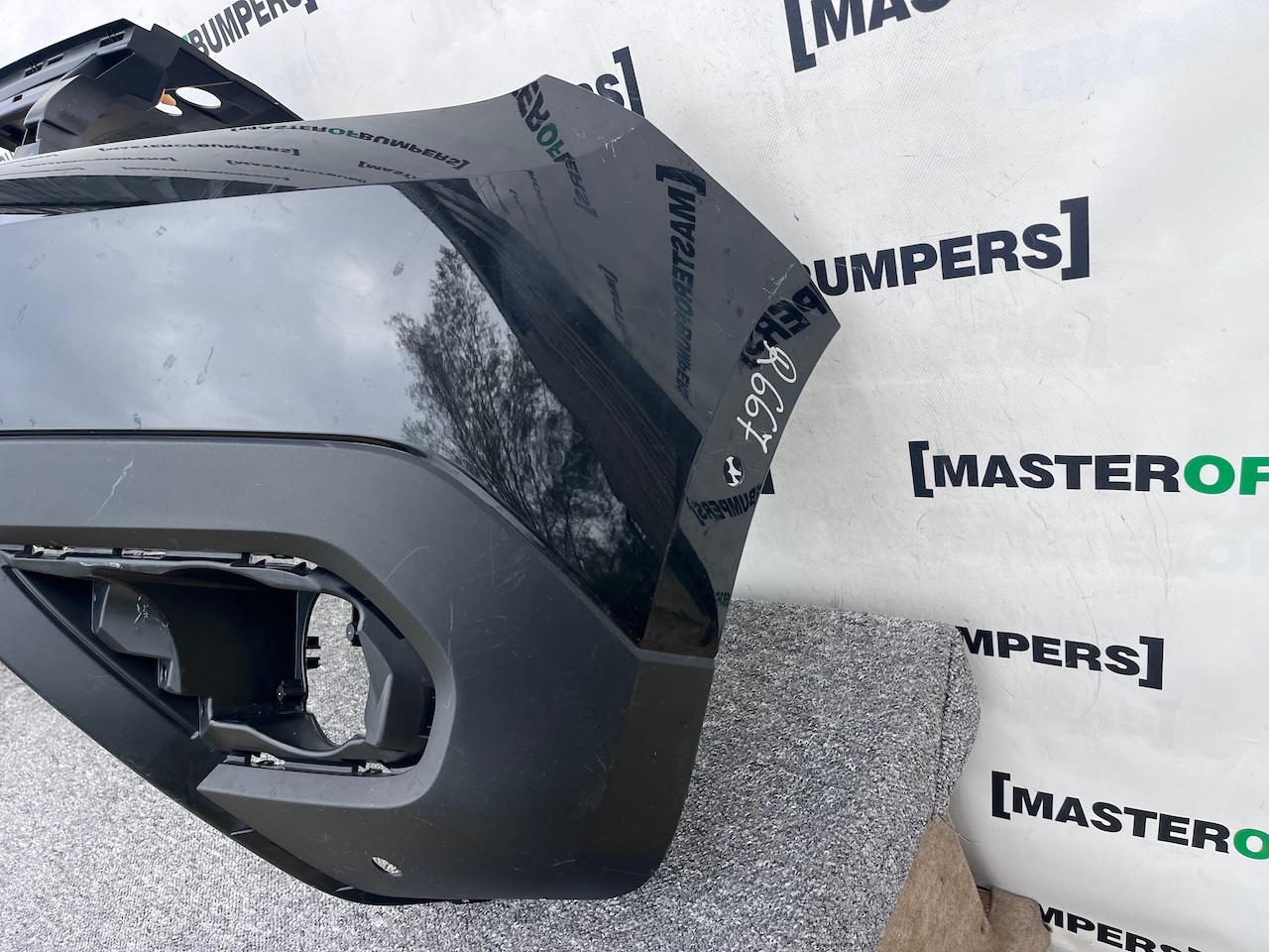 Dacia Duster Ambiance Stepway Mk2 2017-2023 Front Bumper 6 Pdc Genuine [r667]