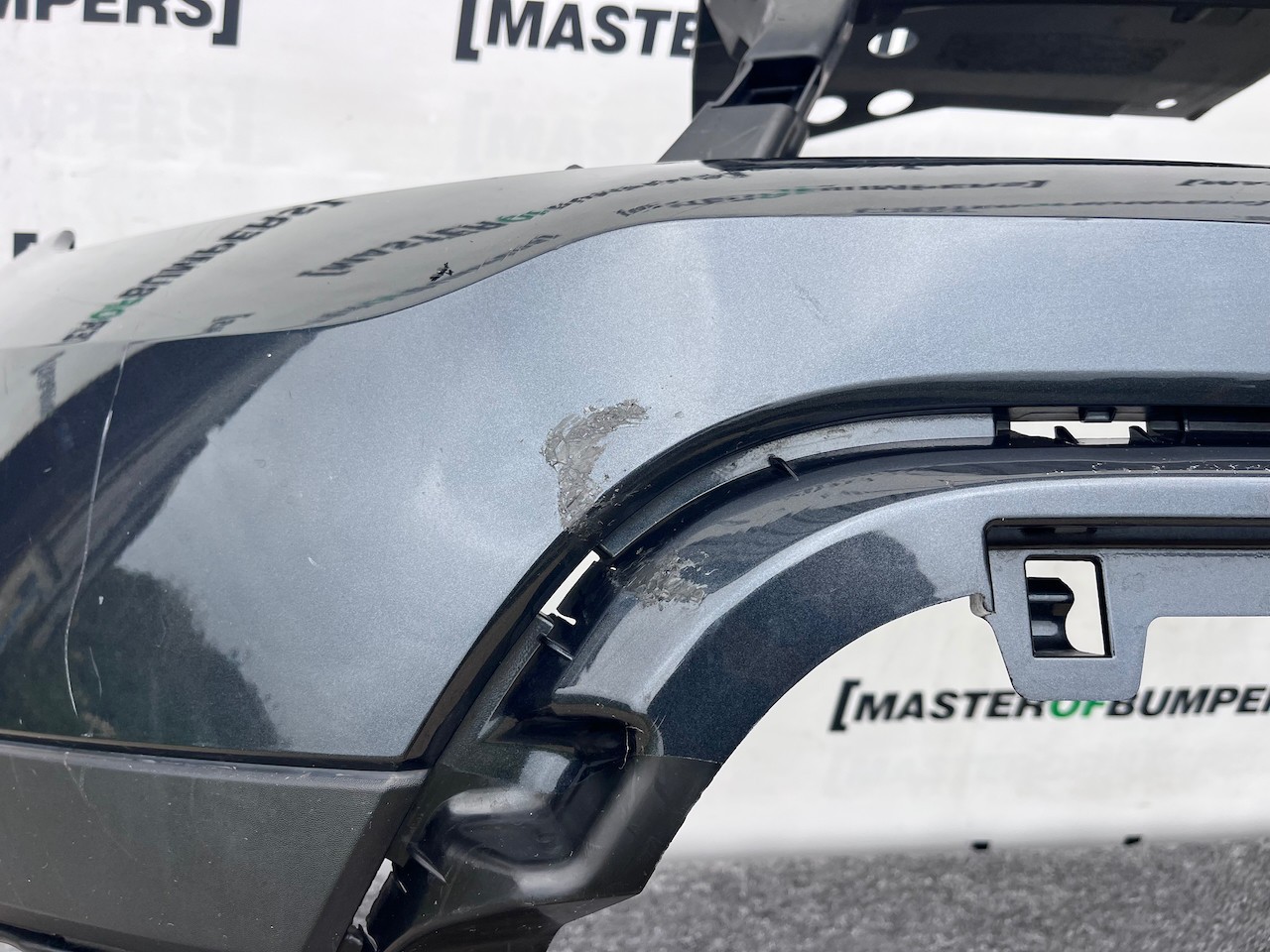 Dacia Duster Ambiance Stepway Mk2 2017-2023 Front Bumper 6 Pdc Genuine [r666]