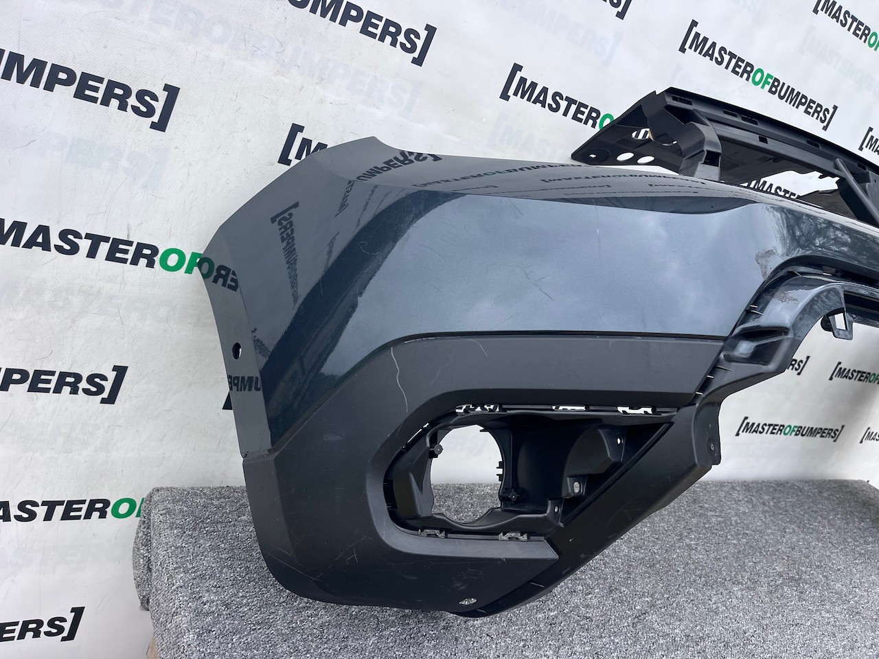 Dacia Duster Ambiance Stepway Mk2 2017-2023 Front Bumper 6 Pdc Genuine [r666]