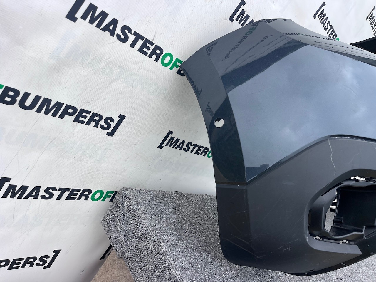 Dacia Duster Ambiance Stepway Mk2 2017-2023 Front Bumper 6 Pdc Genuine [r666]