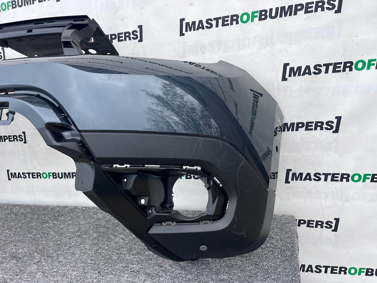 Dacia Duster Ambiance Stepway Mk2 2017-2023 Front Bumper 6 Pdc Genuine [r666]