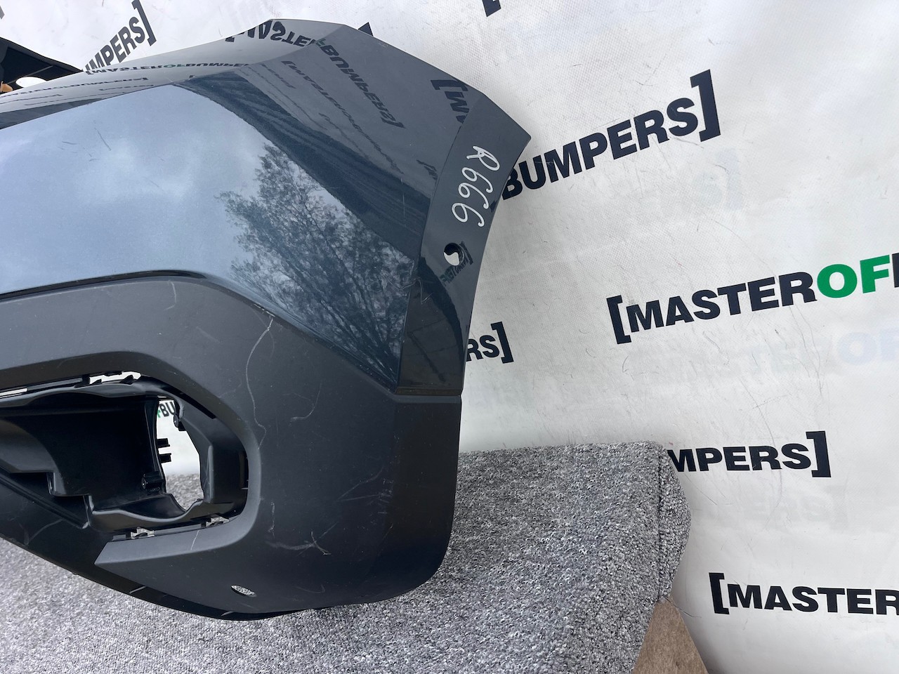 Dacia Duster Ambiance Stepway Mk2 2017-2023 Front Bumper 6 Pdc Genuine [r666]