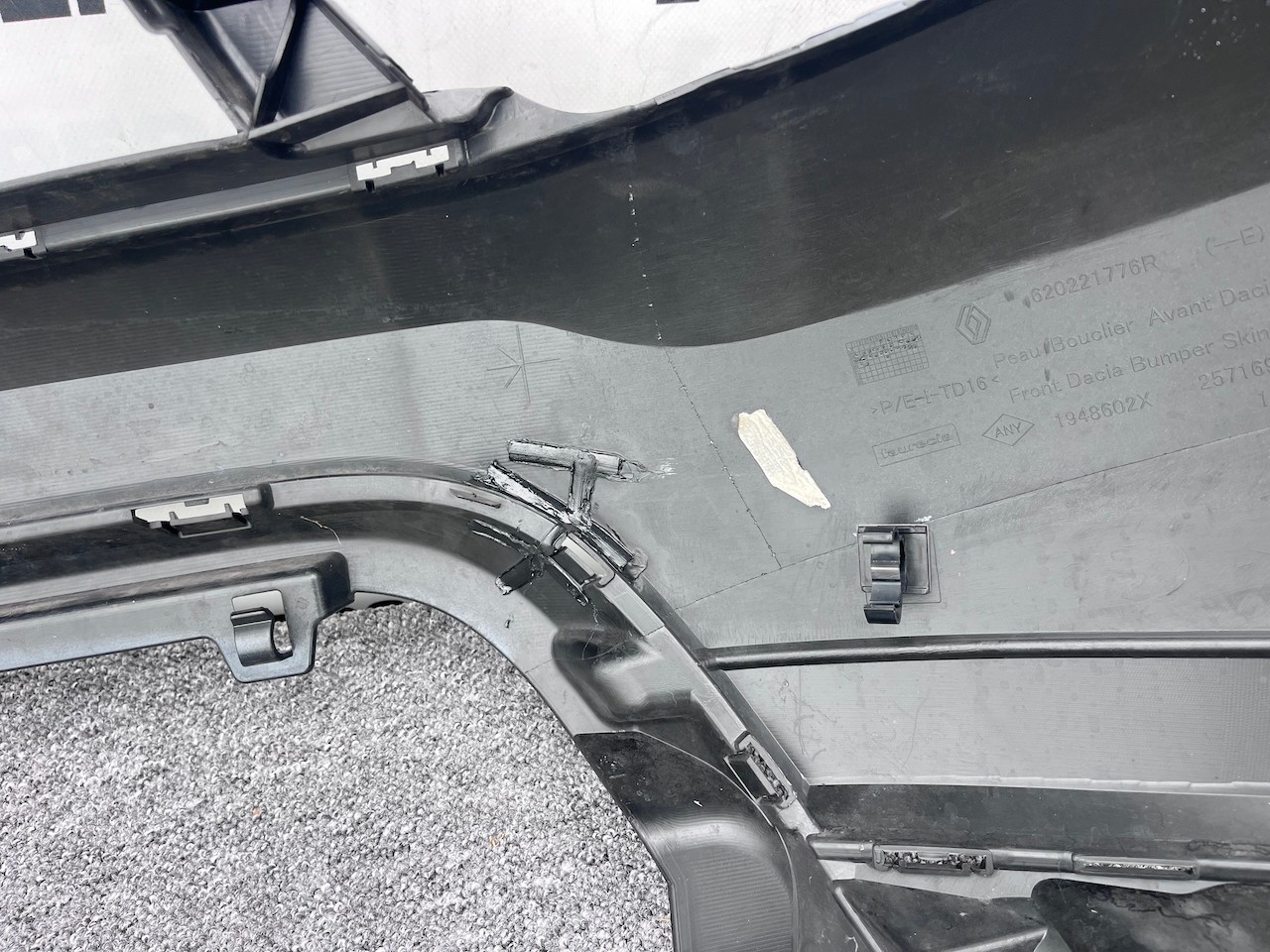 Dacia Duster Ambiance Stepway Mk2 2017-2023 Front Bumper 6 Pdc Genuine [r666]