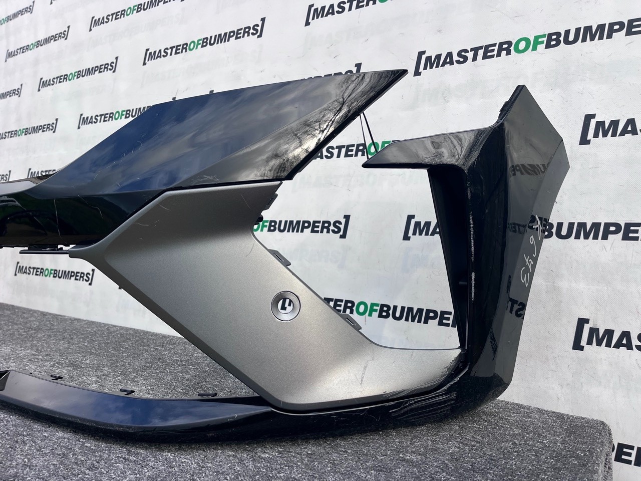 Renault Clio E-tech Techno Mk5 Facelift 2023-2025 Front Bumper Genuine [r673]