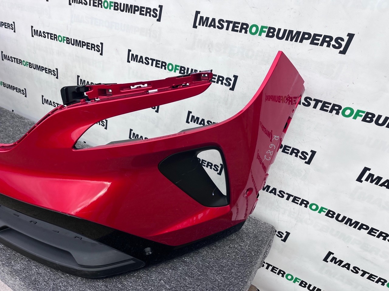 Renault Austral Pre-facelift 2022-2025 Front Bumper 6 Pdc Genuine [r682]