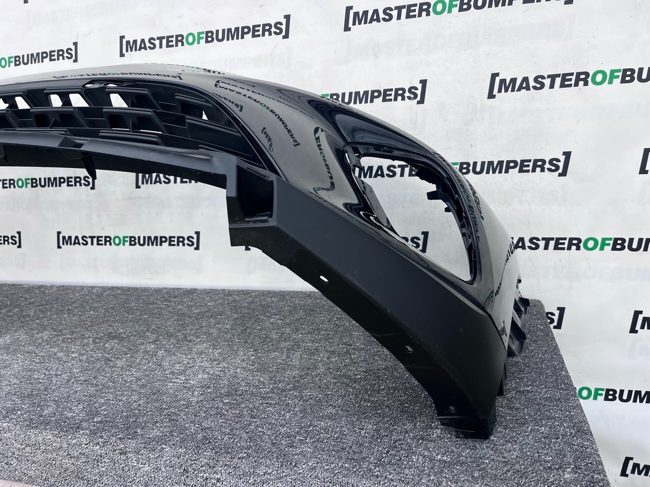 Renault Captur Se Mk2 2019-2023 Front Bumper 4 Pdc Genuine [r683]