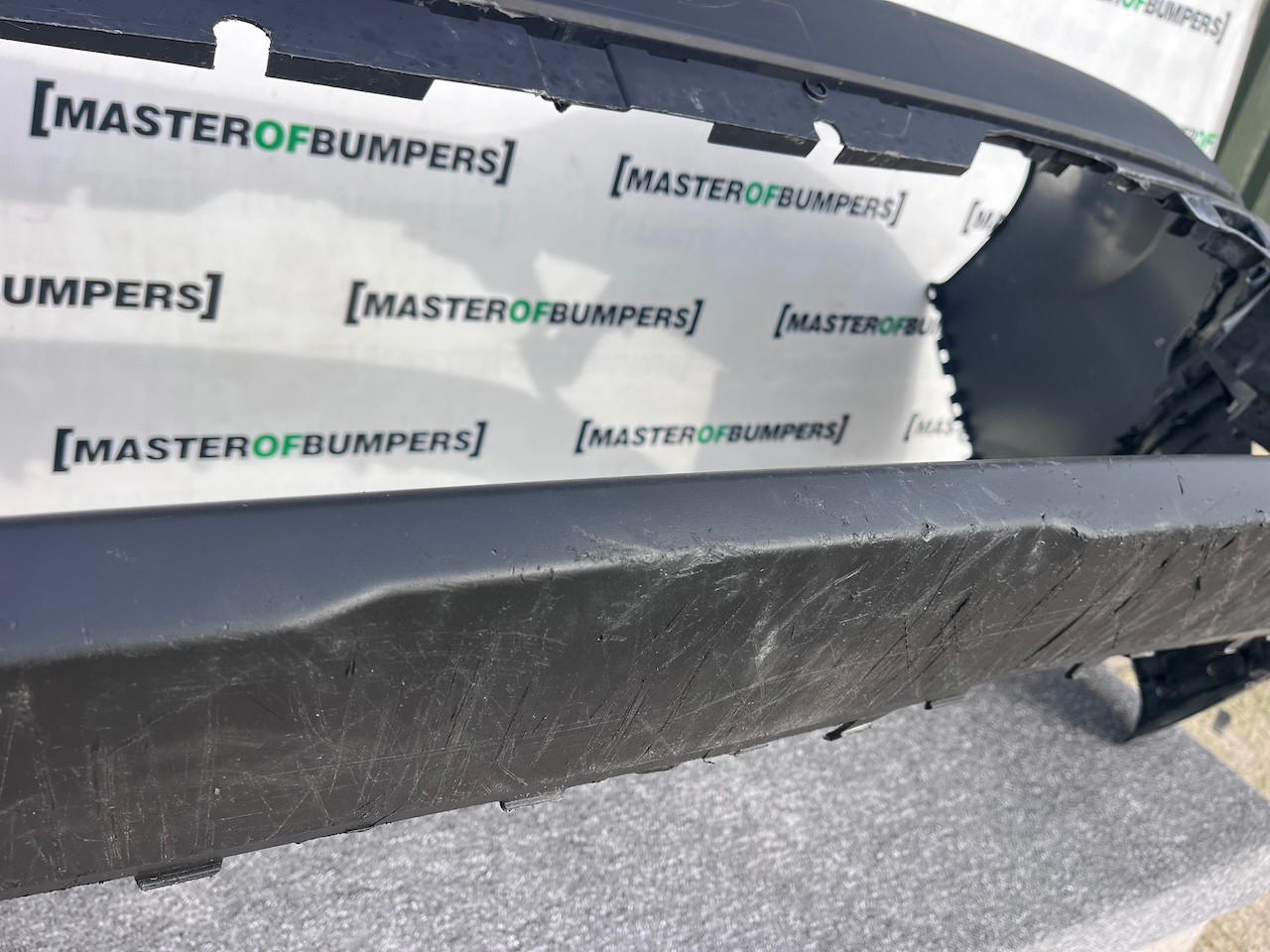 Renault Trafic Panel Van Mk3 2nd Facelift 2021-2024 Front Bumper Genuine [r688]