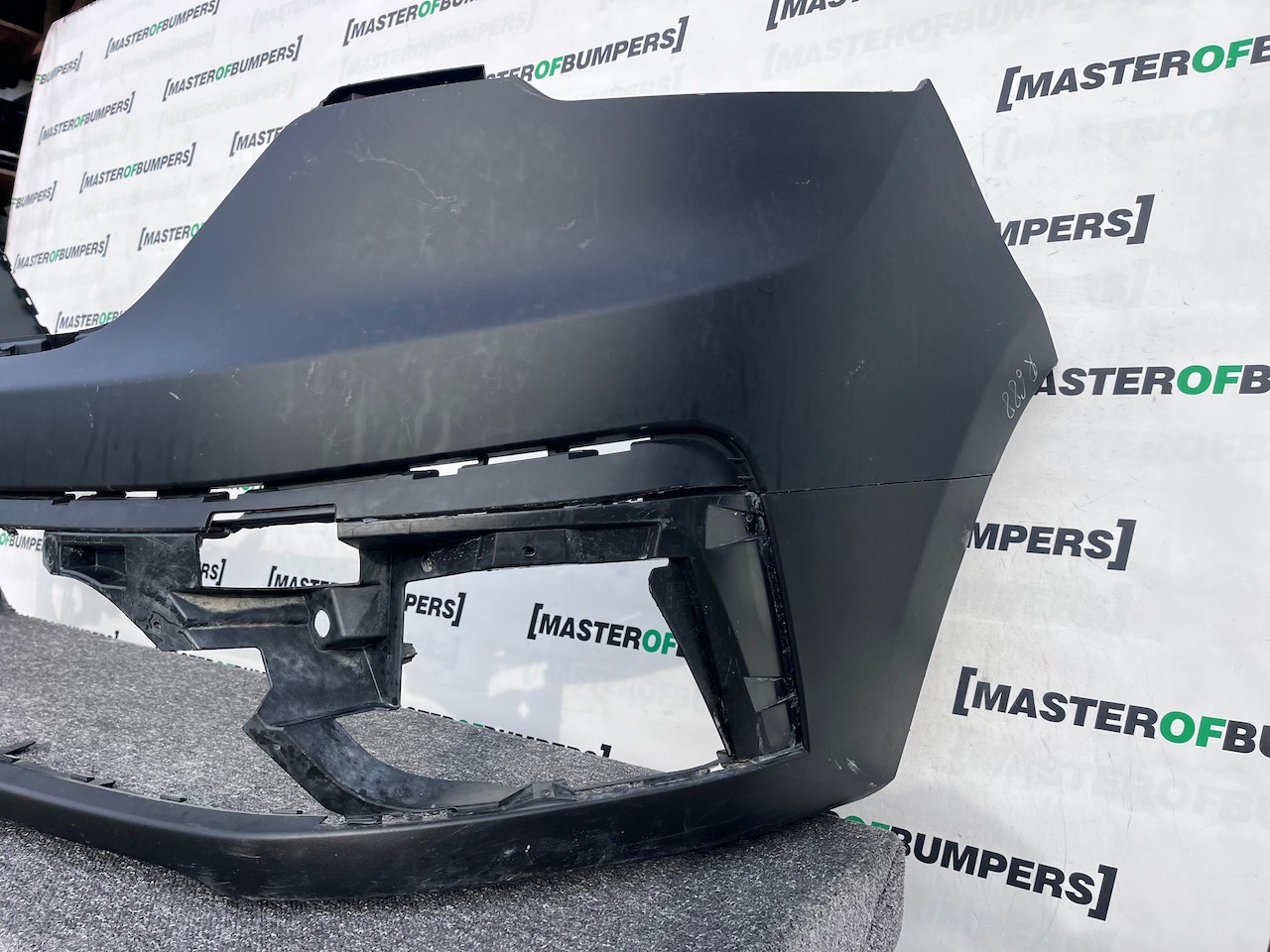 Renault Trafic Panel Van Mk3 2nd Facelift 2021-2024 Front Bumper Genuine [r688]