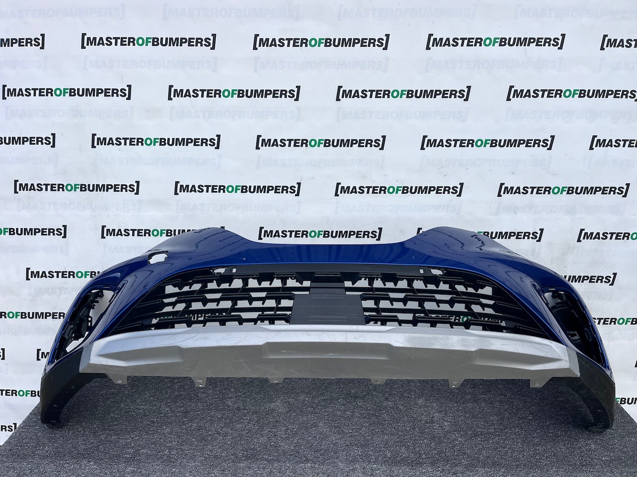 Renault Captur Dynamique Mk2 2020 - 2023 Front Bumper Genuine [r691]