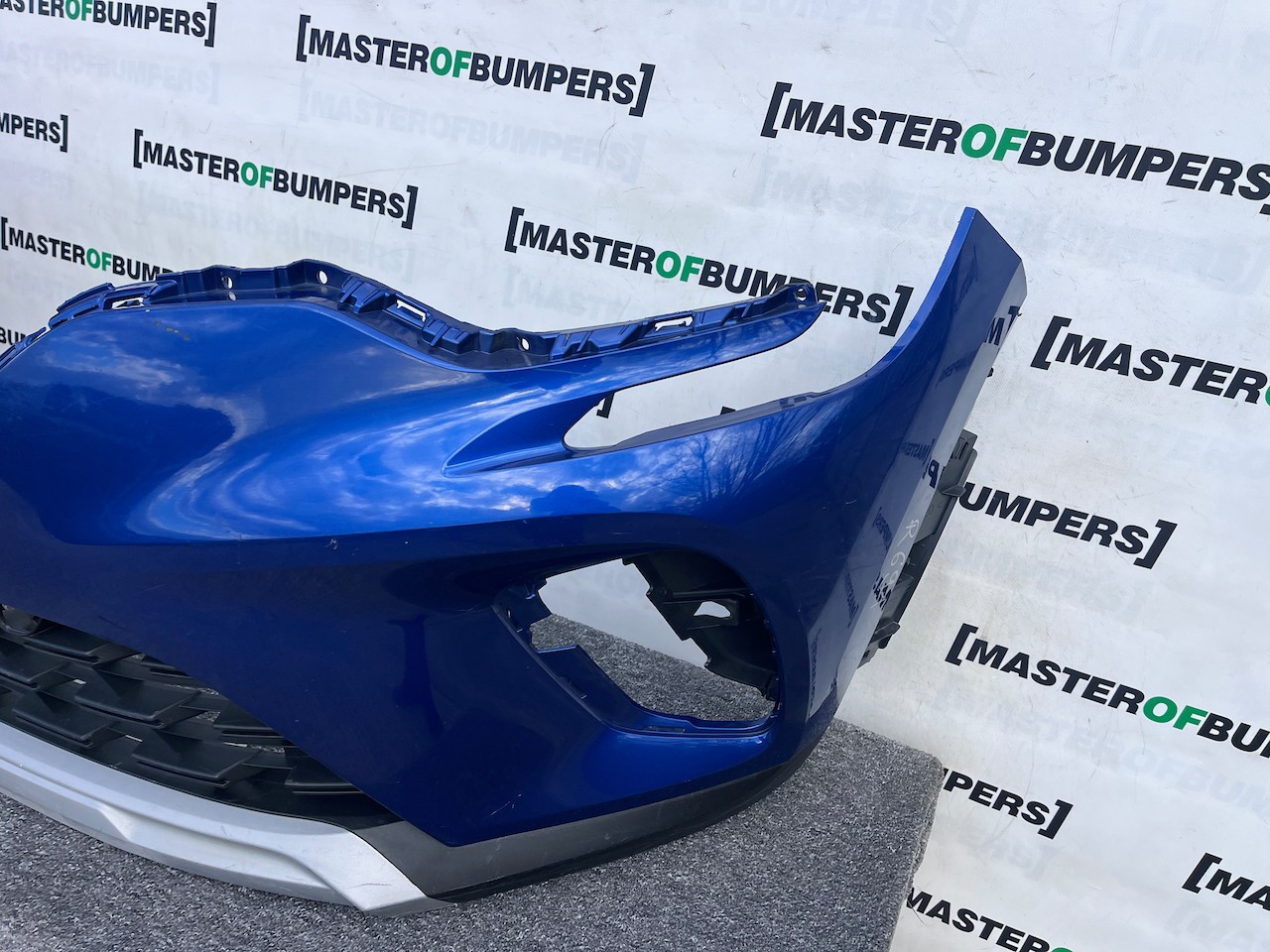 Renault Captur Dynamique Mk2 2020 - 2023 Front Bumper Genuine [r691]