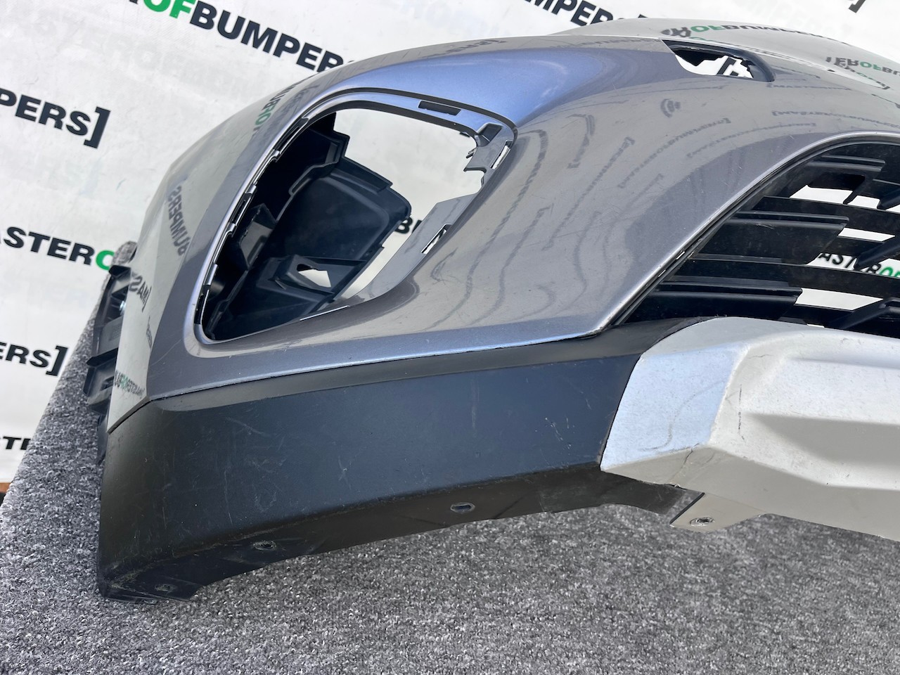 Renault Captur Dynamique Mk2 2020 - 2023 Front Bumper Genuine [r694]