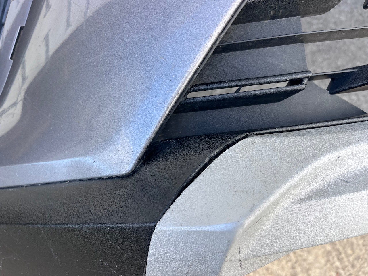 Renault Captur Dynamique Mk2 2020 - 2023 Front Bumper Genuine [r694]