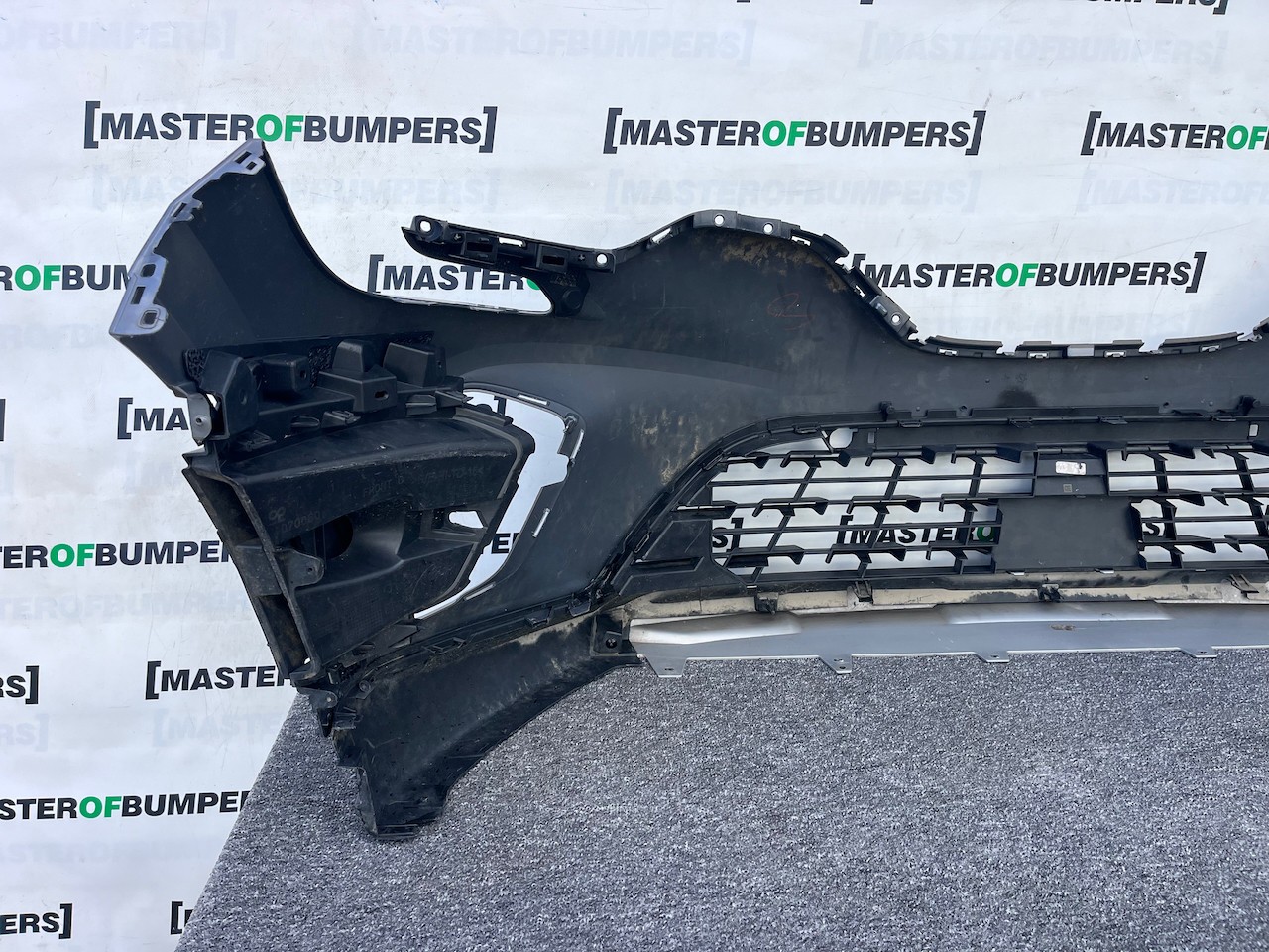 Renault Captur Dynamique Mk2 2020 - 2023 Front Bumper Genuine [r694]