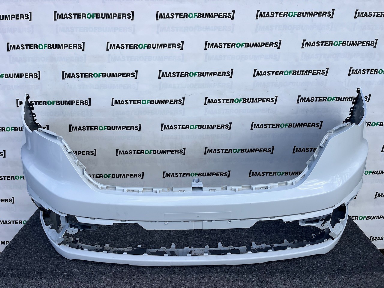 Renault Trafic Sport Plus Passenger 2022-2026 Front Bumper 4 Pdc Genuine [r695]