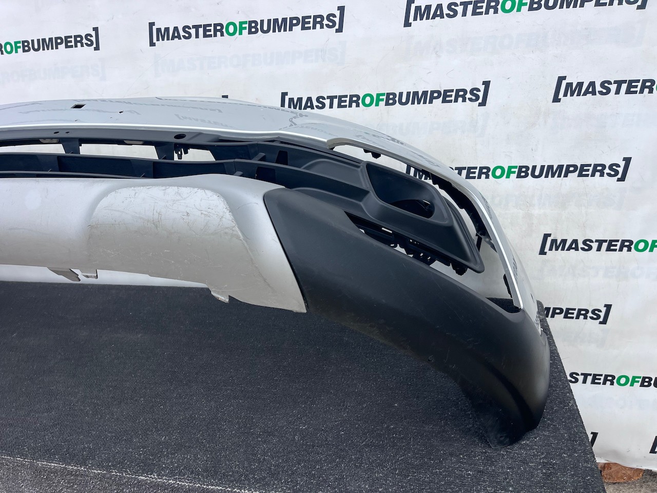 Renault Captur Gt Line Dynamoque Tce Lift 2017-2019 Front Bumper Genuine [r742]