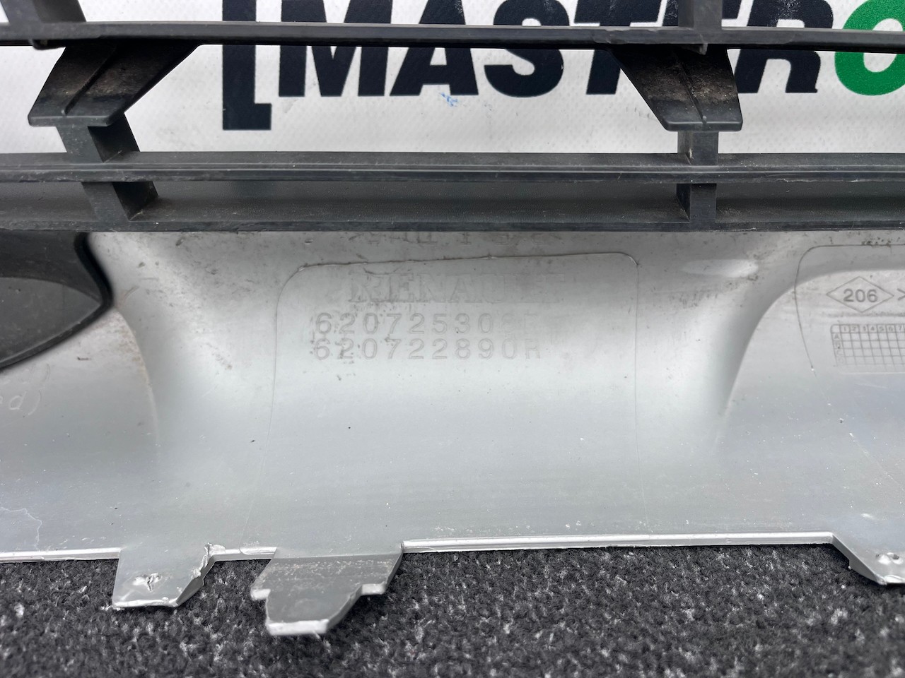 Renault Captur Gt Line Dynamoque Tce Lift 2017-2019 Front Bumper Genuine [r742]