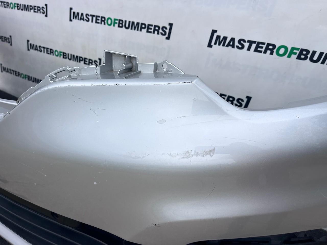Renault Captur Gt Line Dynamoque Tce Lift 2017-2019 Front Bumper Genuine [r742]