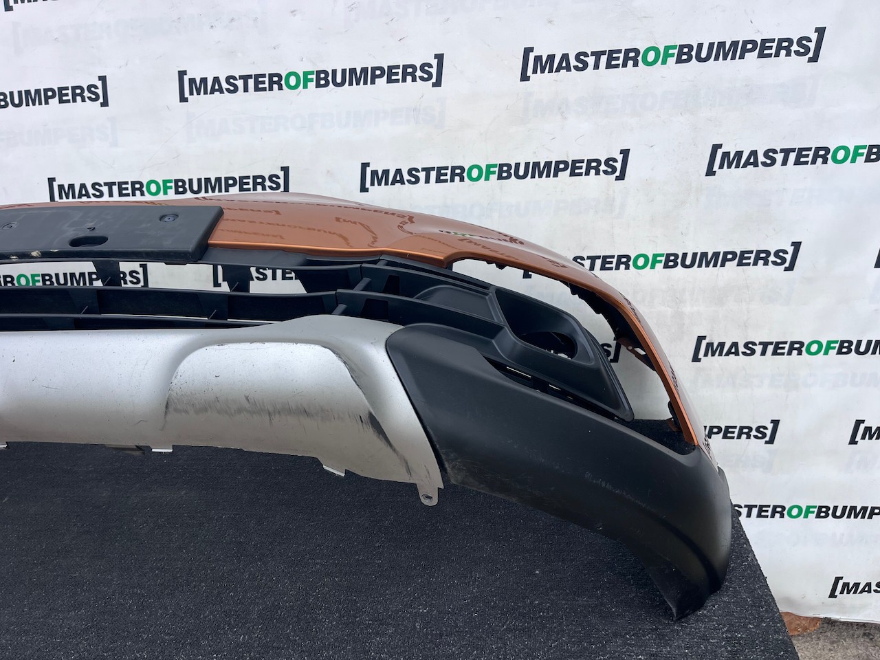 Renault Captur Gt Line Dynamoque Tce Lift 2017-2019 Front Bumper Genuine [r740]