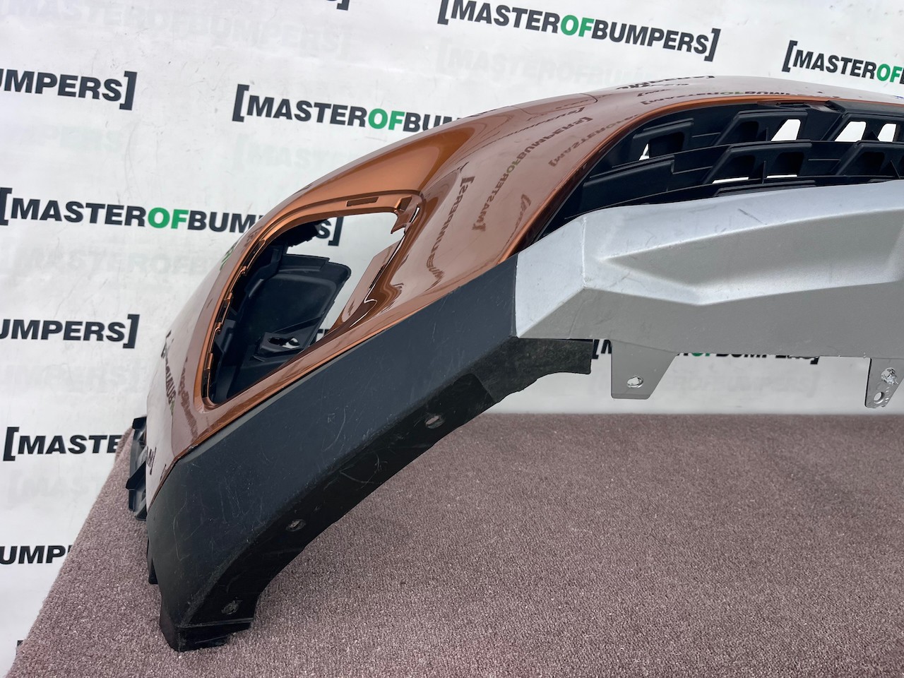 Renault Captur Edition Se Mk2 2020 - 2023 Front Bumper 4 Pdc Genuine [r754]