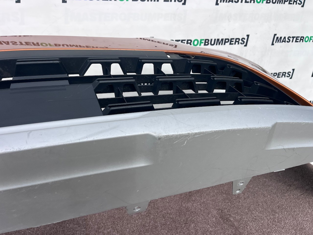 Renault Captur Edition Se Mk2 2020 - 2023 Front Bumper 4 Pdc Genuine [r754]