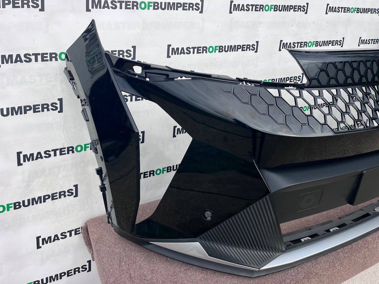 Renault Scenic E Tech Comfort Mk5 2024-2027 Front Bumper 6 Pdc Genuine [r750]