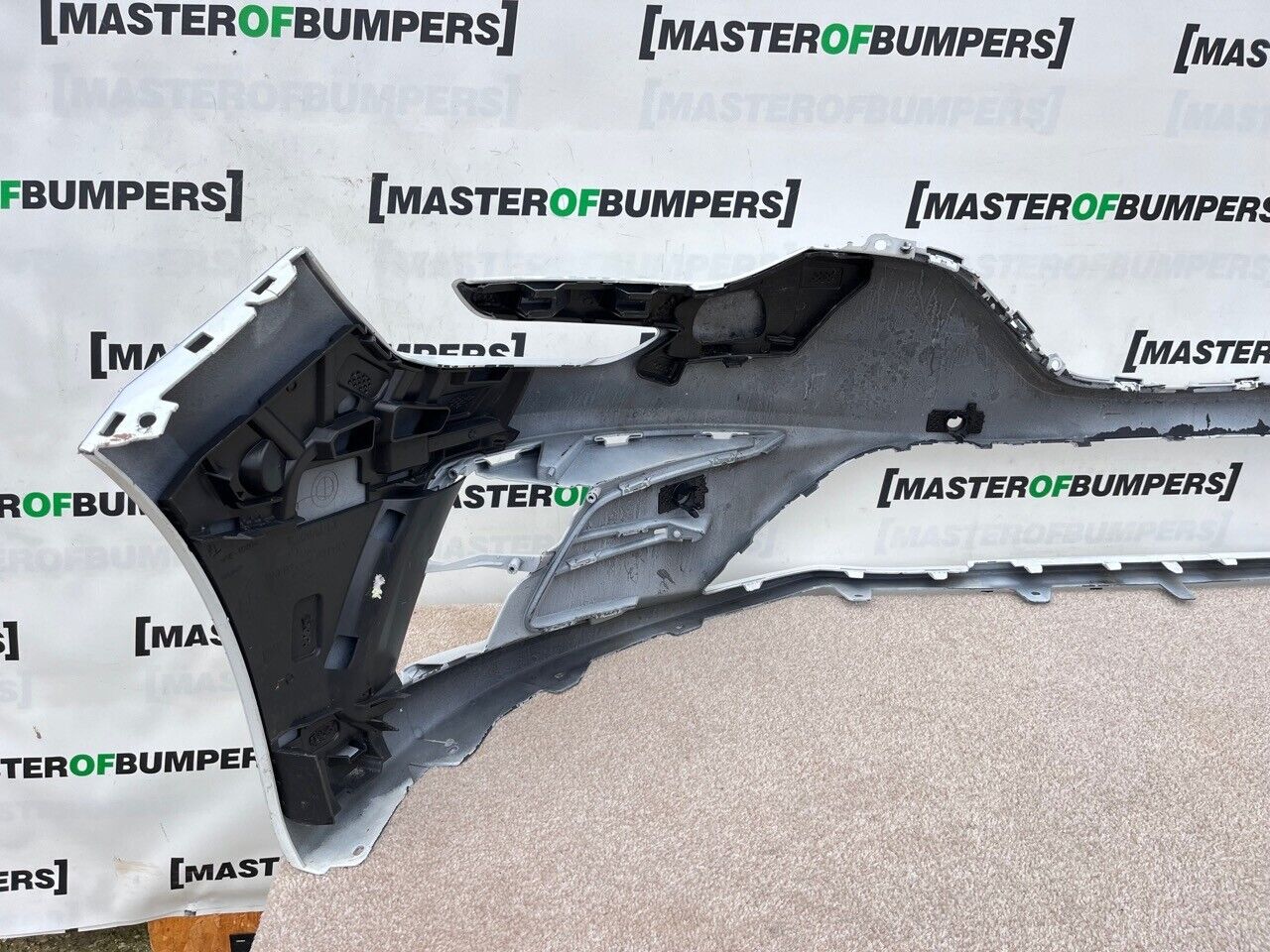 Renault Megane E-tech Hybrid 2021-on Front Bumper White 4 Pdc Genuine [B494]