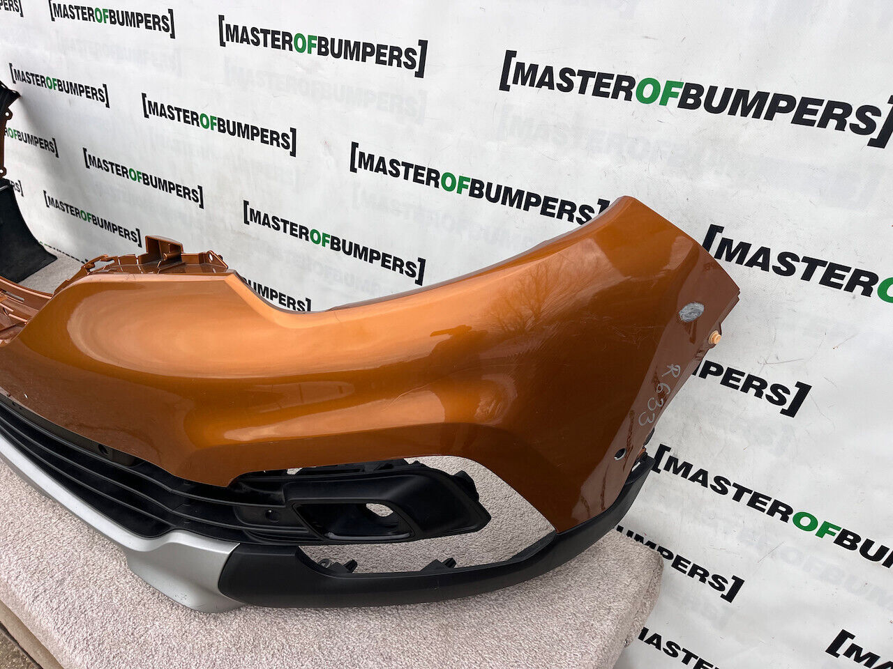 Renault Captur Signature Iconic Lift 2017-2019 Front Bumper 6 Pdc Genuine [r633]