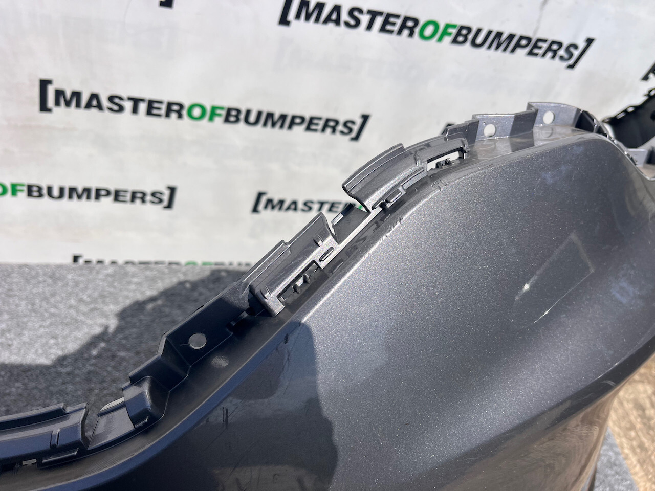 Renault Captur Dynamique Mk2 2020 - 2023 Front Bumper Genuine [r642]