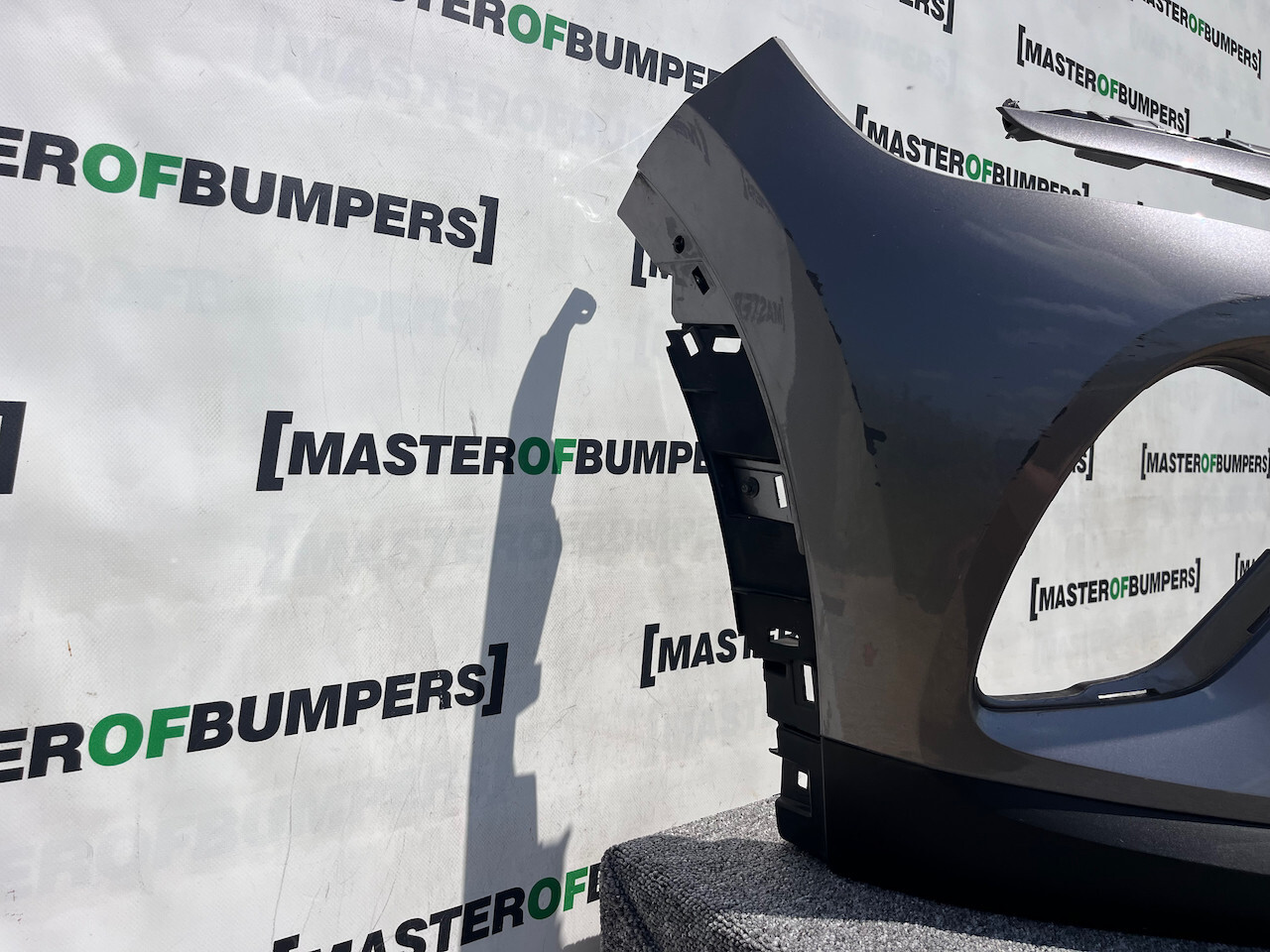 Renault Captur Dynamique Mk2 2020 - 2023 Front Bumper Genuine [r642]