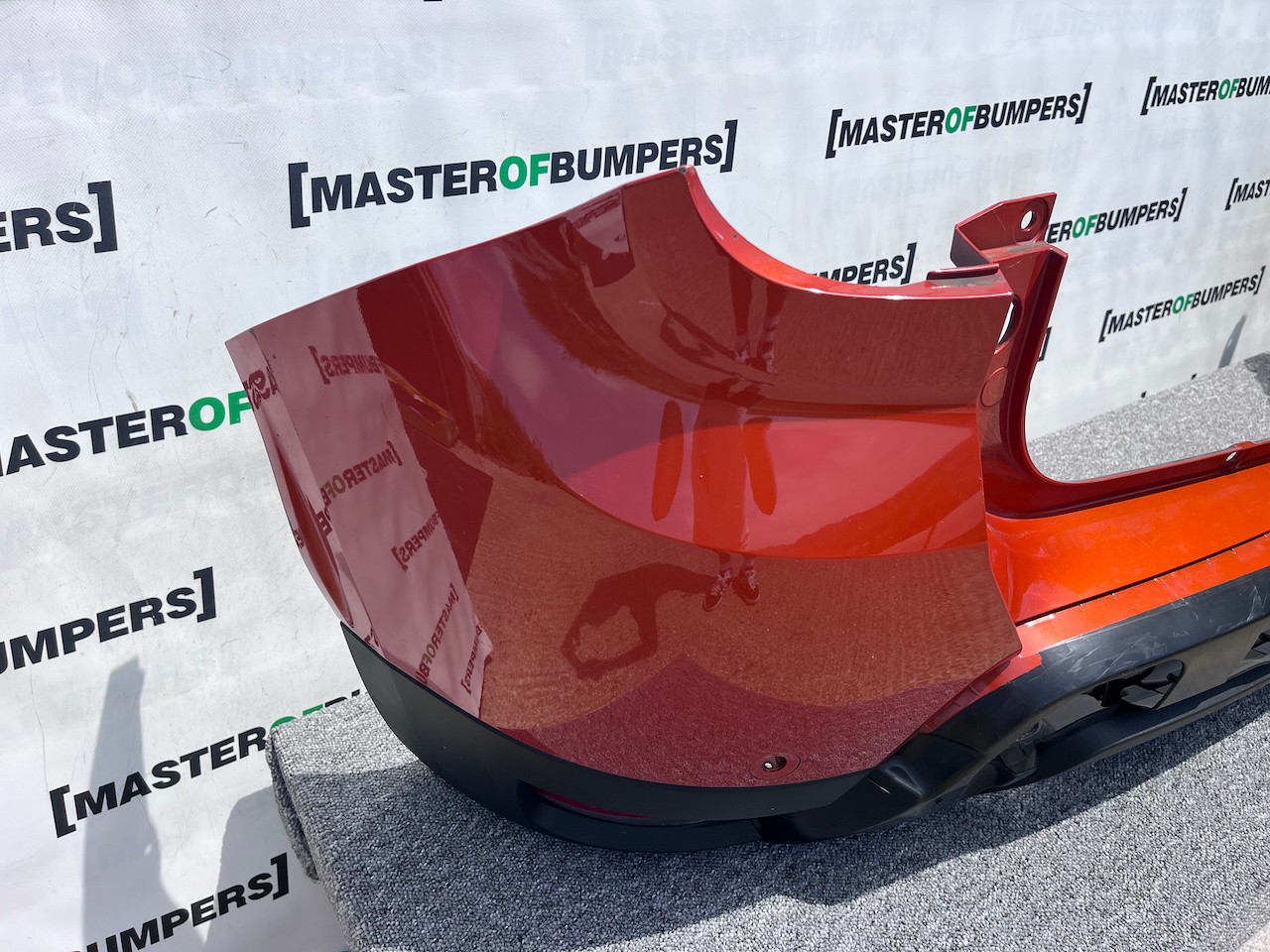 Dacia Duster Prestige Hatchback 2018-2023 Rear Bumper 4 Pdc Genuine [r646]