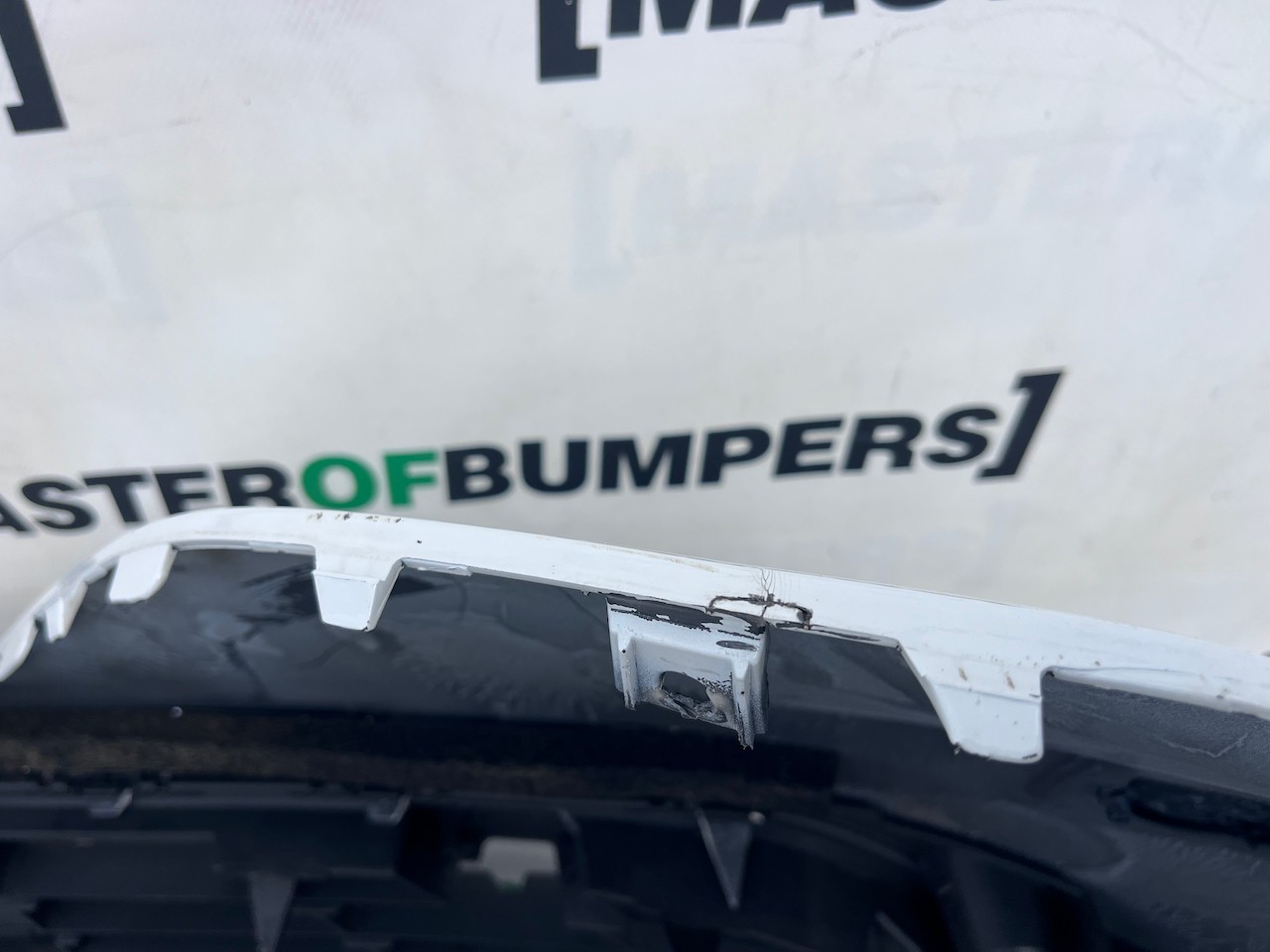 Renault Clio E-tech Hybrid Tce Mk5 Hatchba 2019-2022 Front Bumper Genuine [r651]