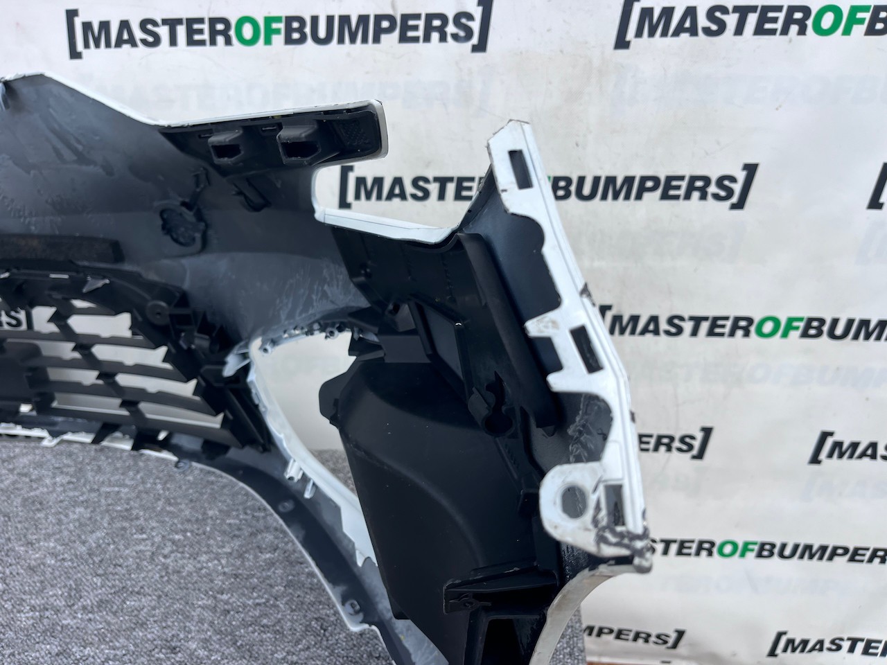 Renault Clio E-tech Hybrid Tce Mk5 Hatchba 2019-2022 Front Bumper Genuine [r651]