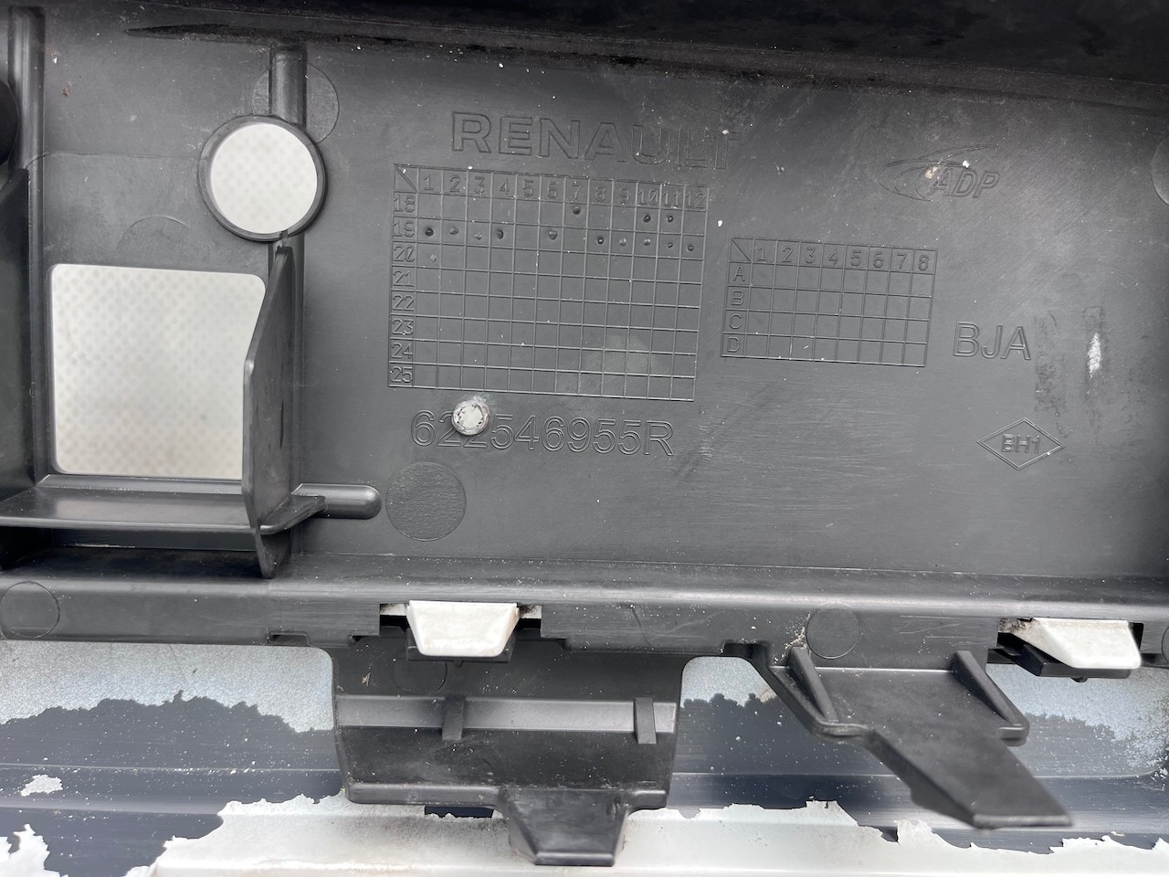 Renault Clio E-tech Hybrid Tce Mk5 Hatchba 2019-2022 Front Bumper Genuine [r651]