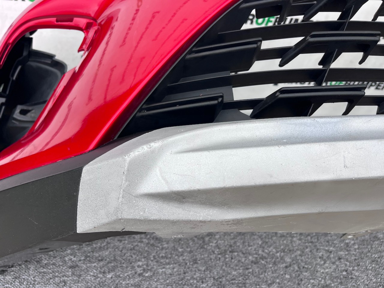 Renault Captur Edition Se Mk2 2020 - 2023 Front Bumper 4 Pdc Genuine [r654]