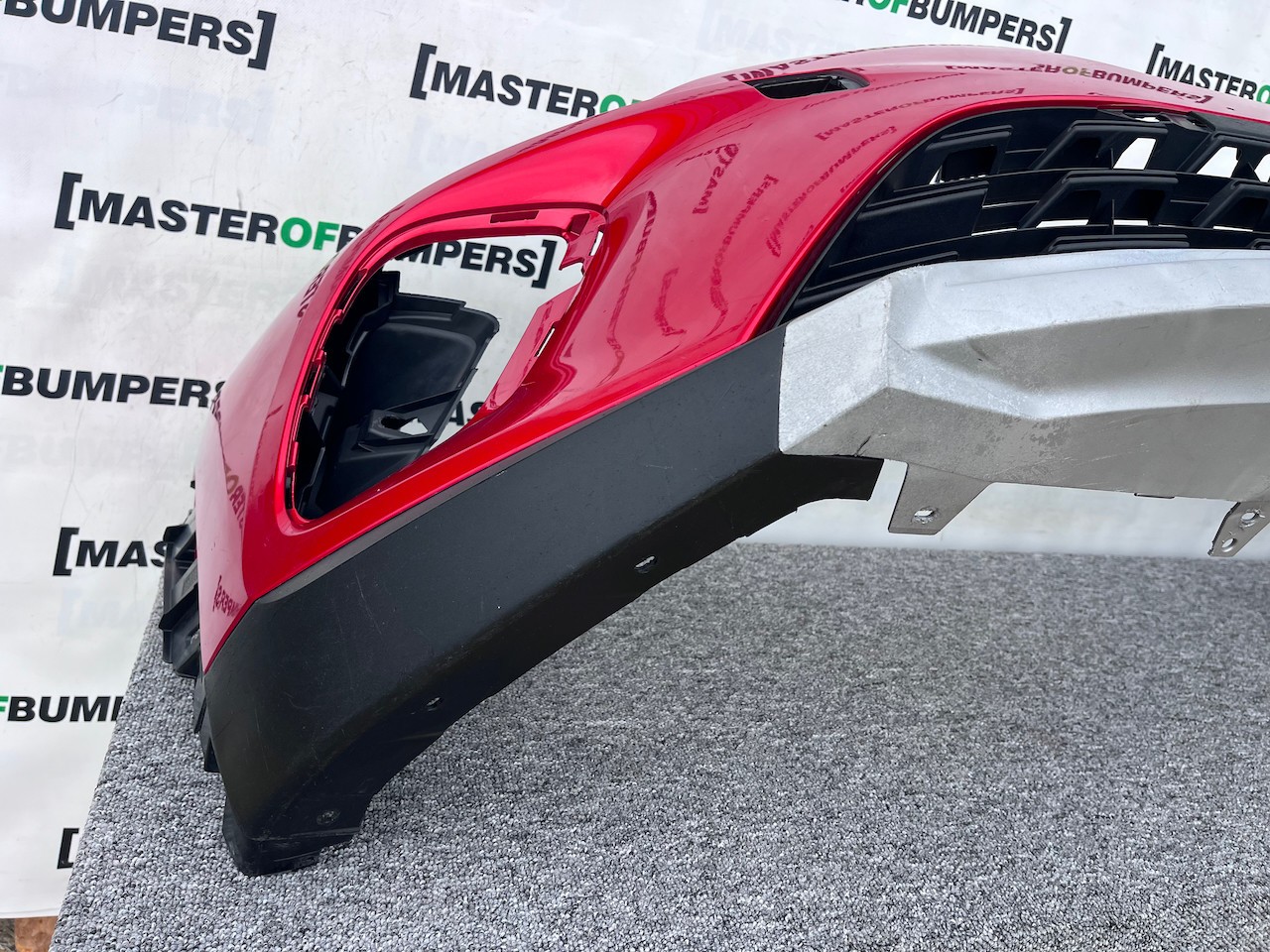 Renault Captur Edition Se Mk2 2020 - 2023 Front Bumper 4 Pdc Genuine [r654]