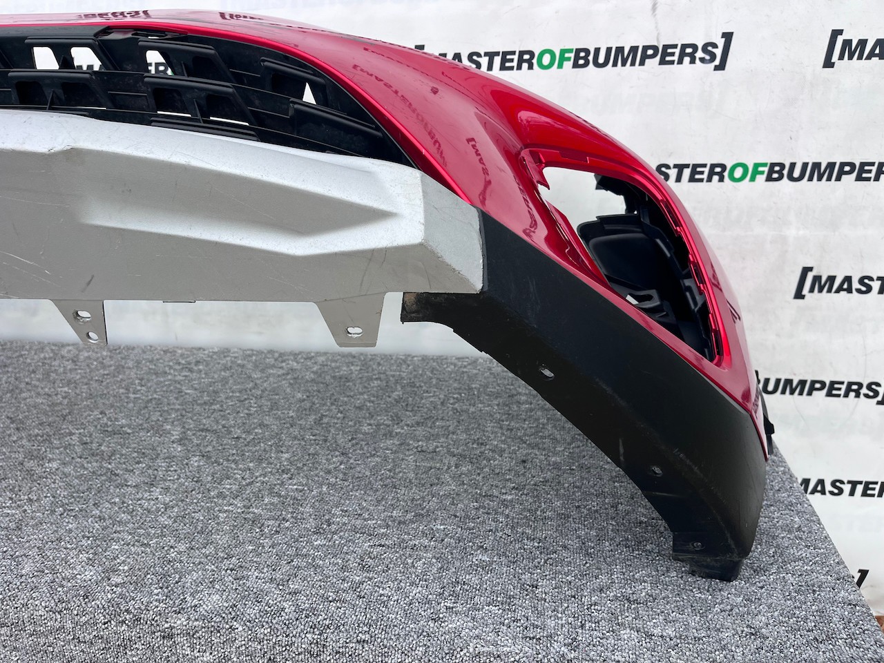 Renault Captur Edition Se Mk2 2020 - 2023 Front Bumper 4 Pdc Genuine [r656]