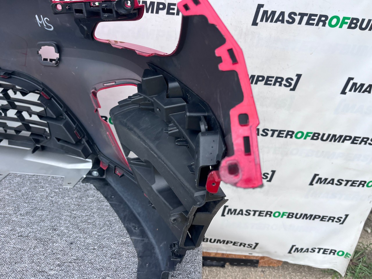 Renault Captur Edition Se Mk2 2020 - 2023 Front Bumper 4 Pdc Genuine [r656]