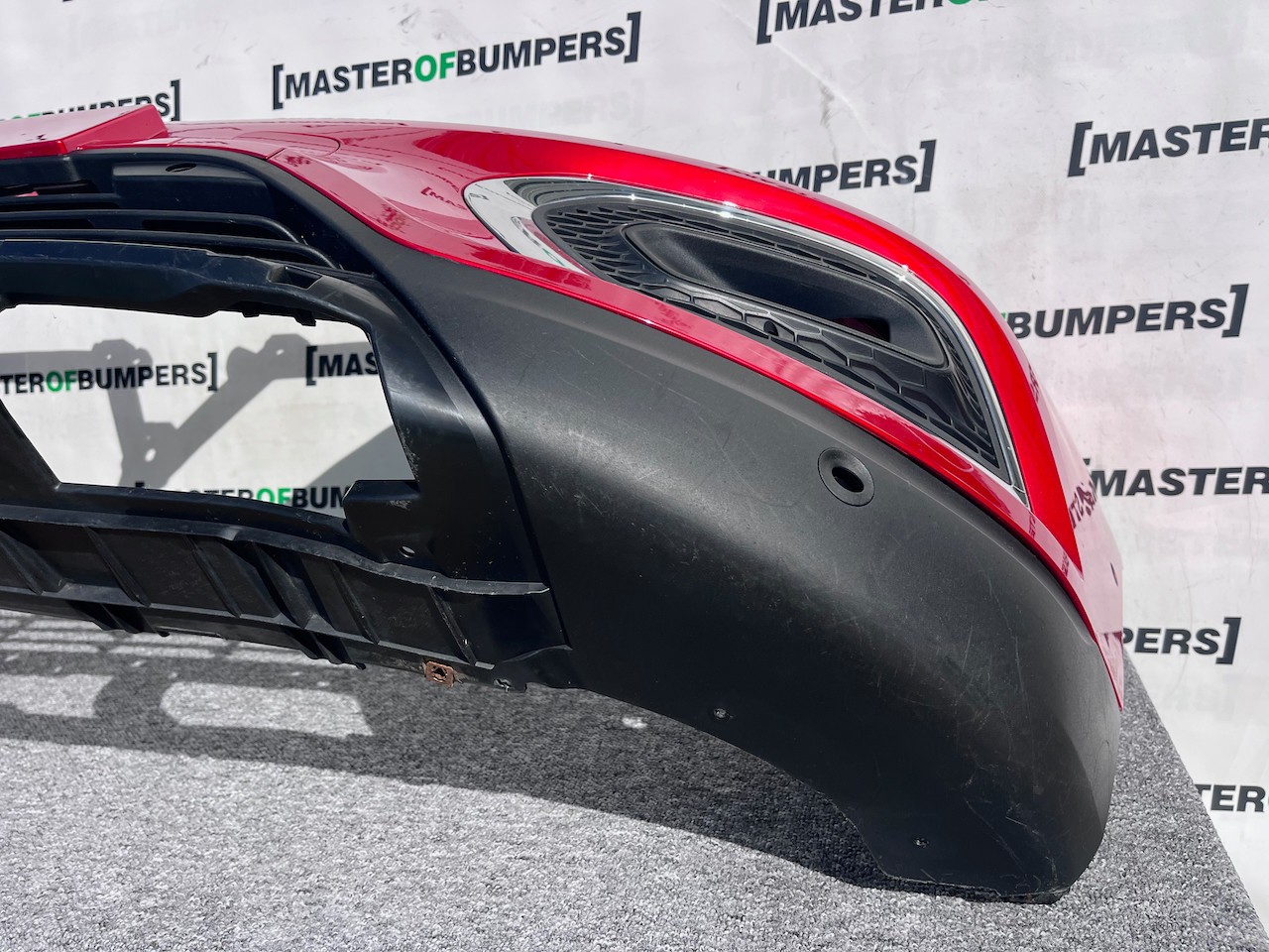 Renault Kadjar Iconic Tce 2019-2022 Front Bumper 6 Pdc + Jets Genuine [r523]