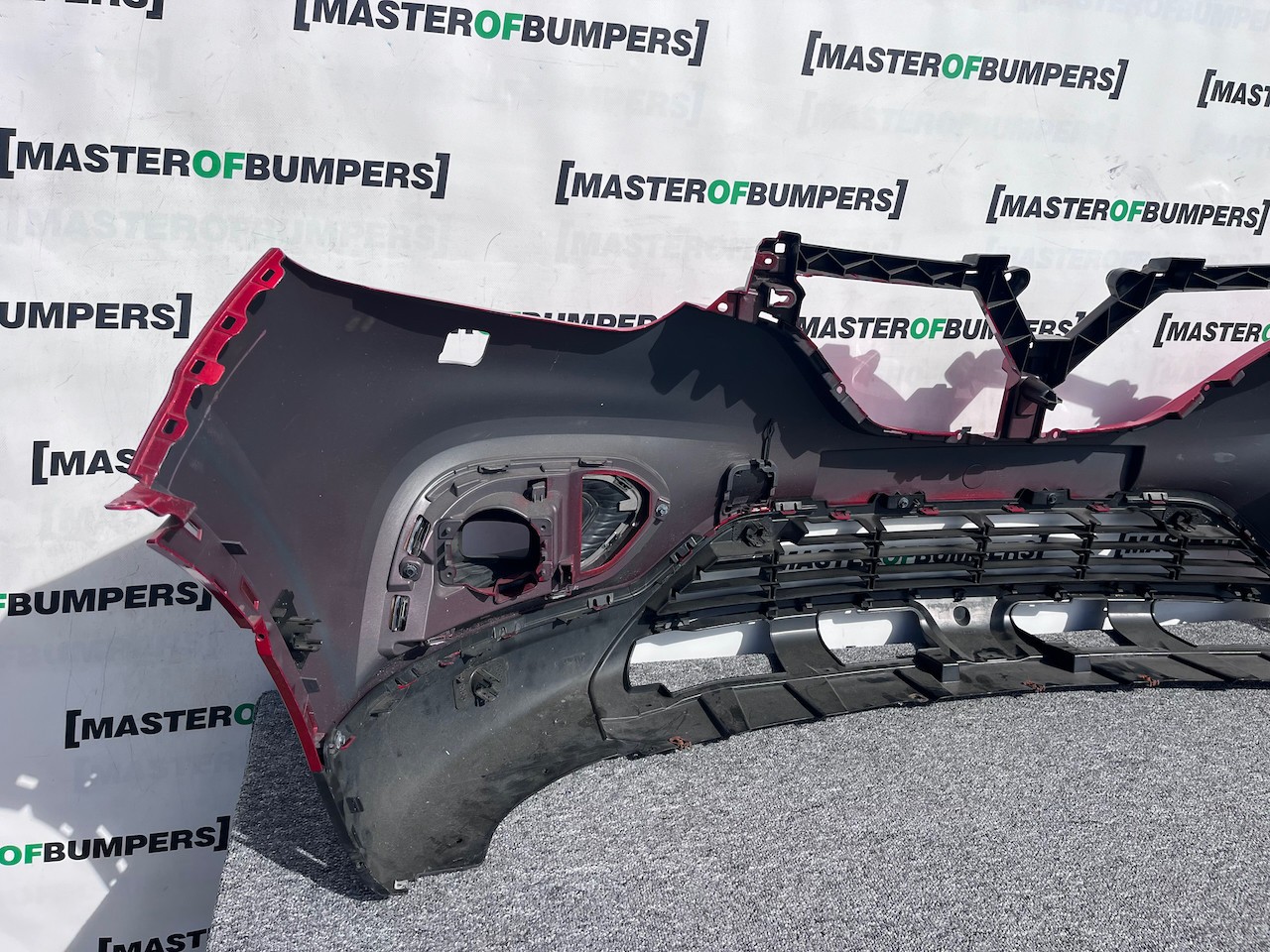 Renault Kadjar Iconic Tce 2019-2022 Front Bumper 6 Pdc + Jets Genuine [r523]