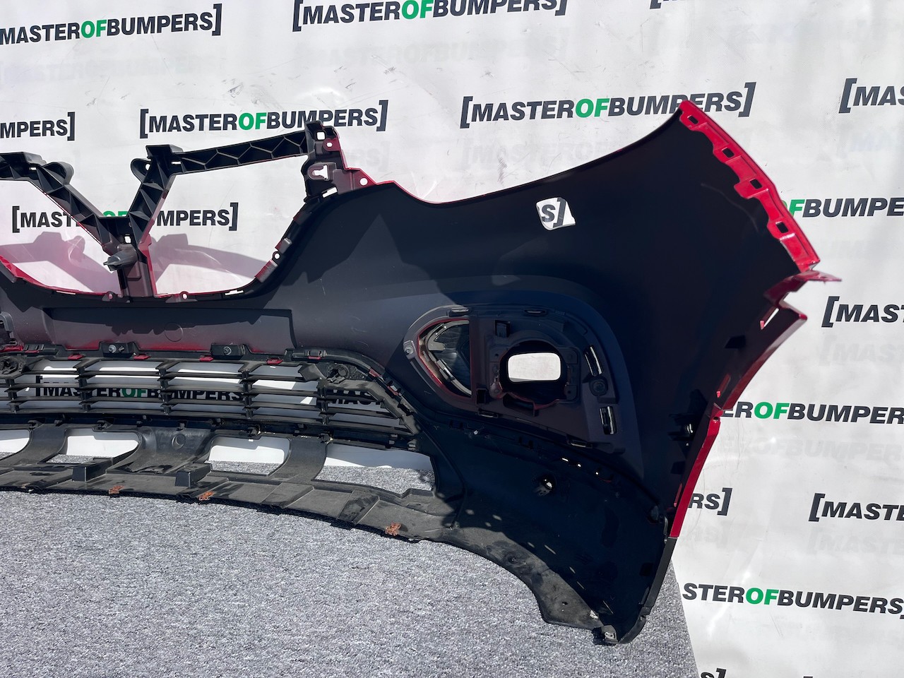 Renault Kadjar Iconic Tce 2019-2022 Front Bumper 6 Pdc + Jets Genuine [r523]