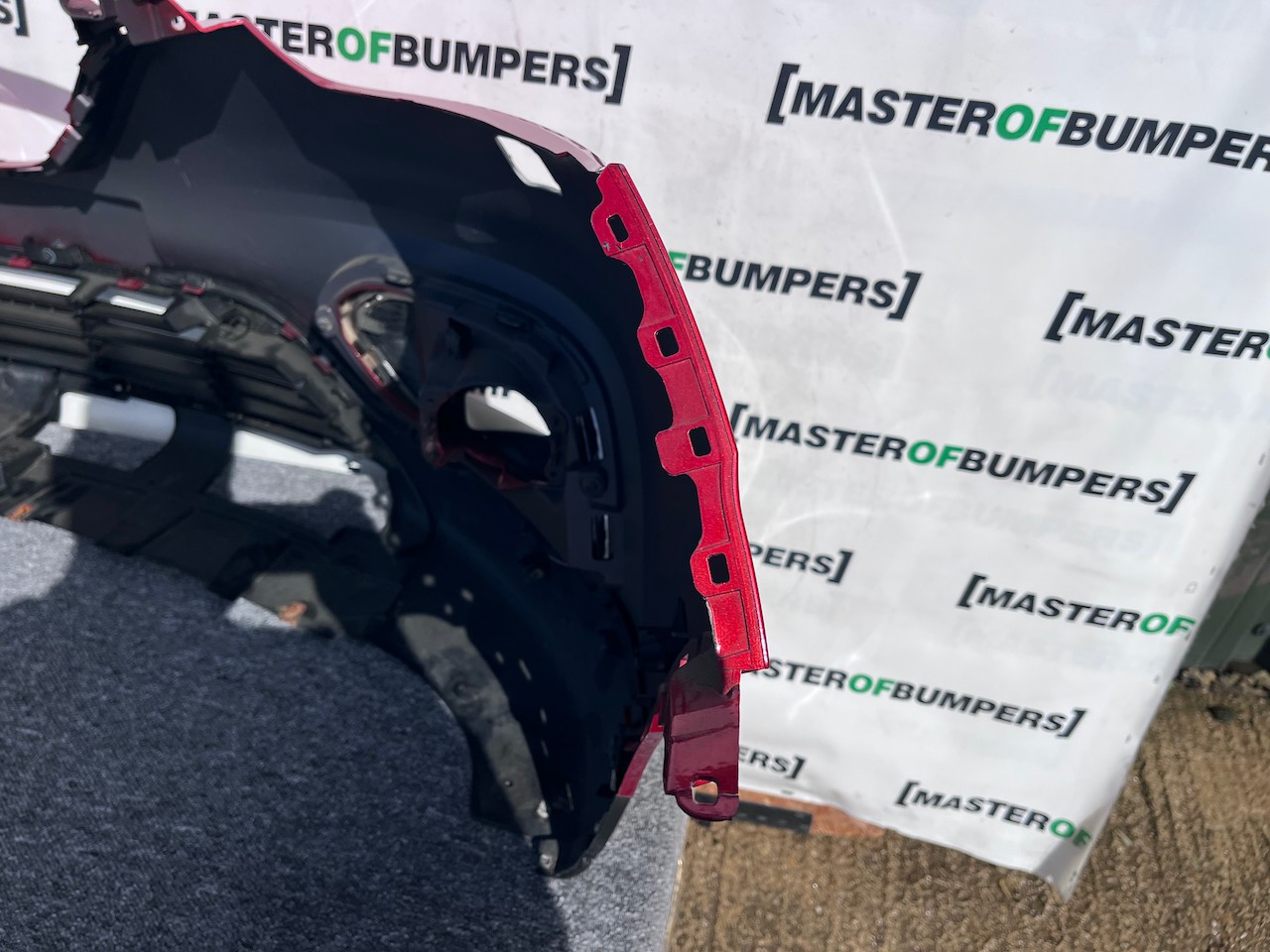 Renault Kadjar Iconic Tce 2019-2022 Front Bumper 6 Pdc + Jets Genuine [r523]