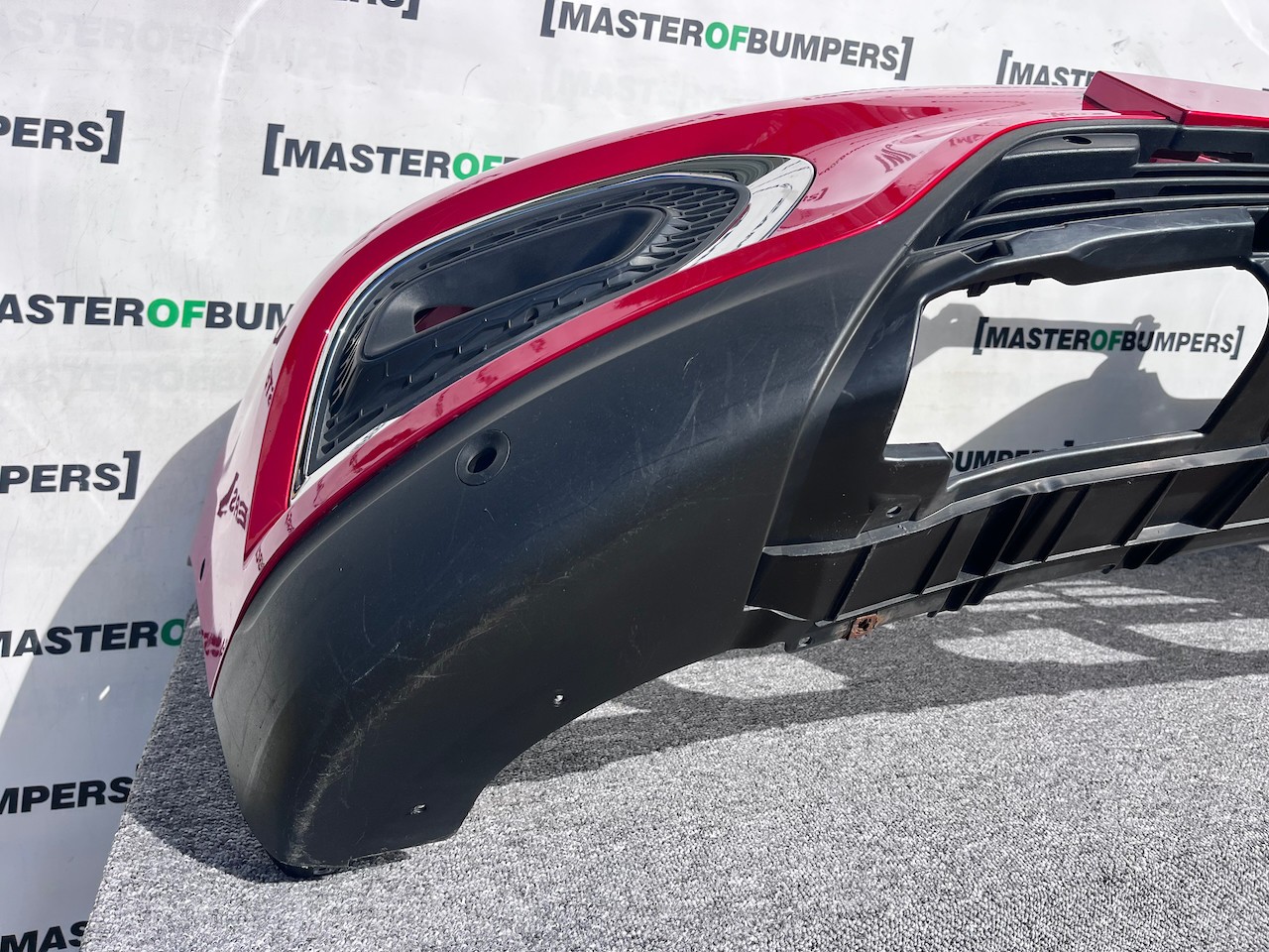 Renault Kadjar Iconic Tce 2019-2022 Front Bumper 6 Pdc + Jets Genuine [r523]