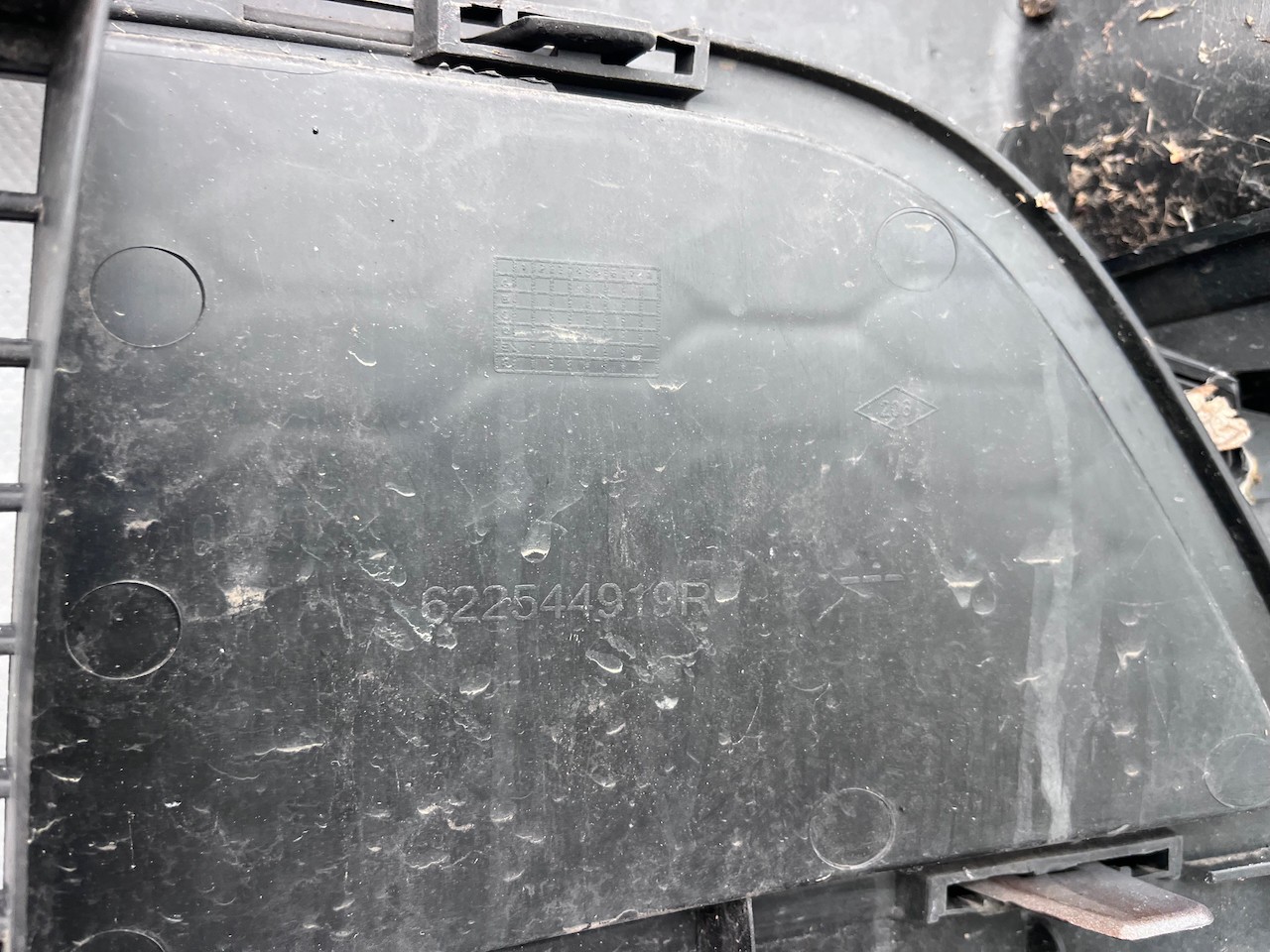 Renault Trafic Sport Business Van Sl27 2015-2020 Front Bumper Genuine [r687]