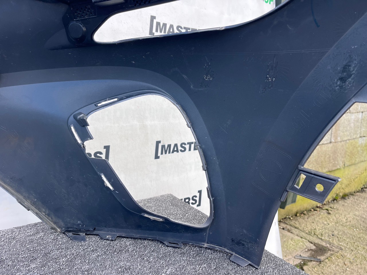 Renault Captur Dynamique Mk2 2020 - 2023 Front Bumper Genuine [r692]