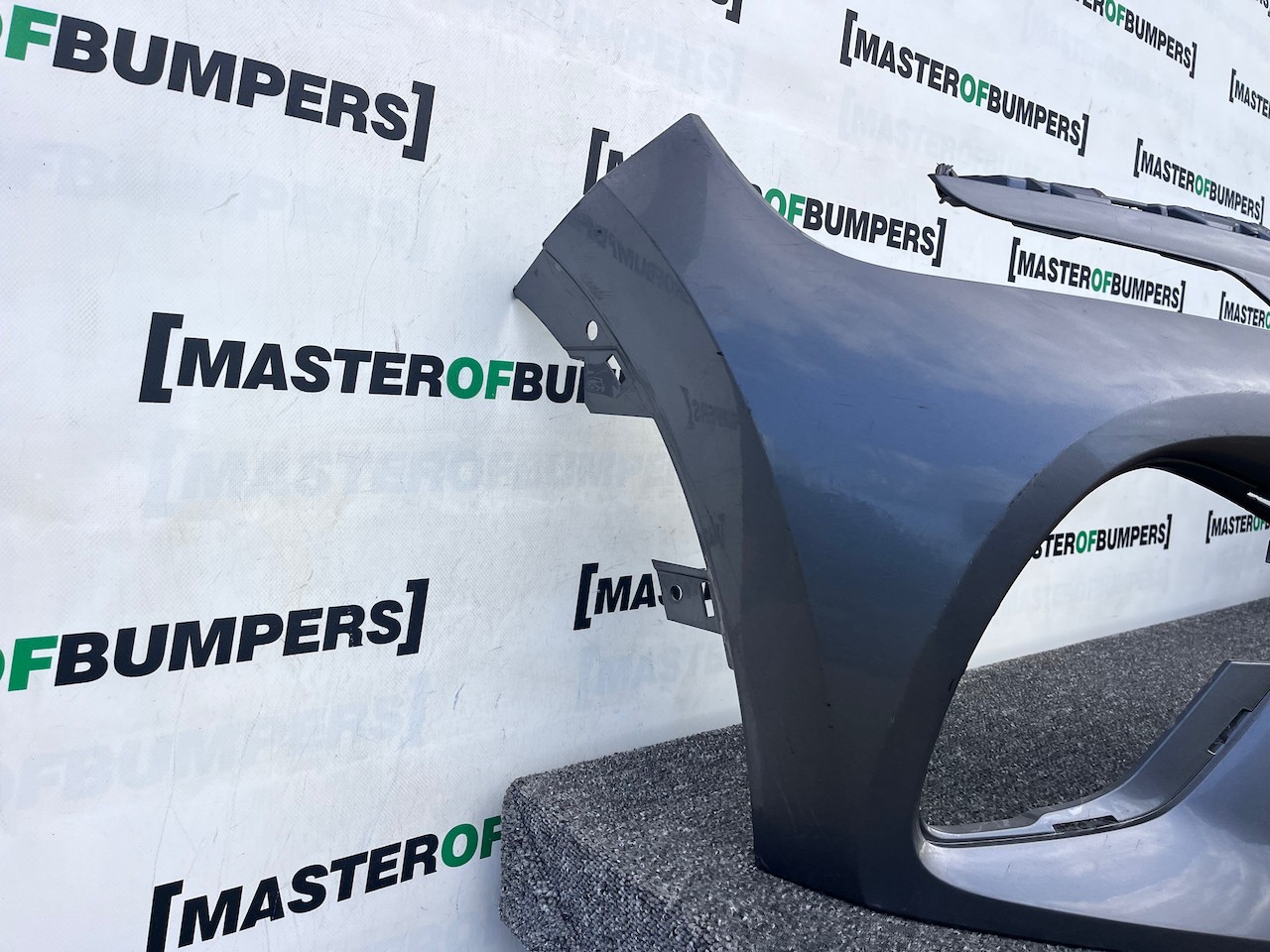 Renault Captur Dynamique Mk2 2020 - 2023 Front Bumper Genuine [r692]